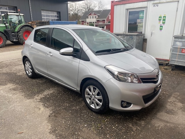 TOYOTA Yaris 1.33 Sol Multidrive