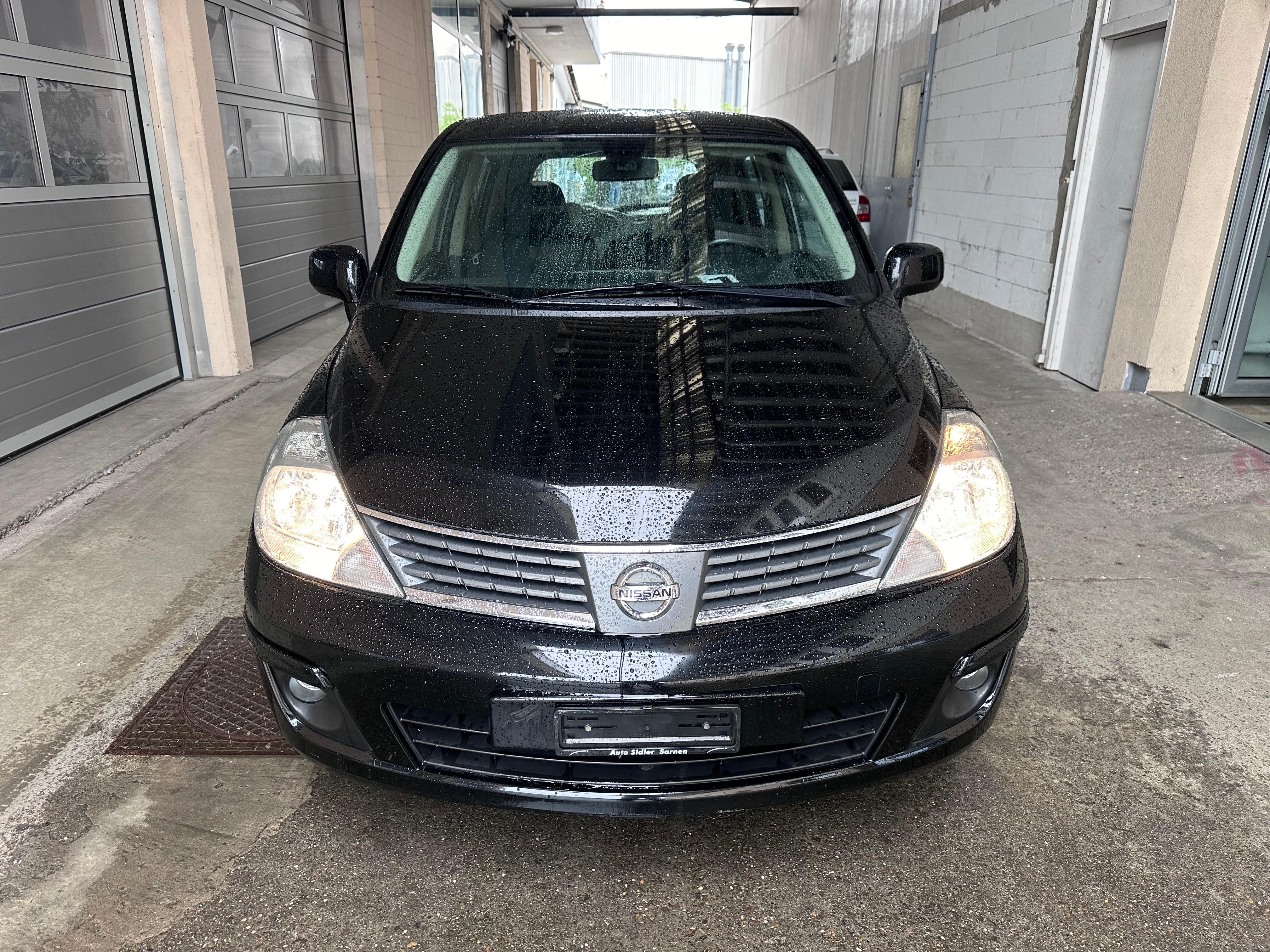 NISSAN Tiida 1.6 acenta