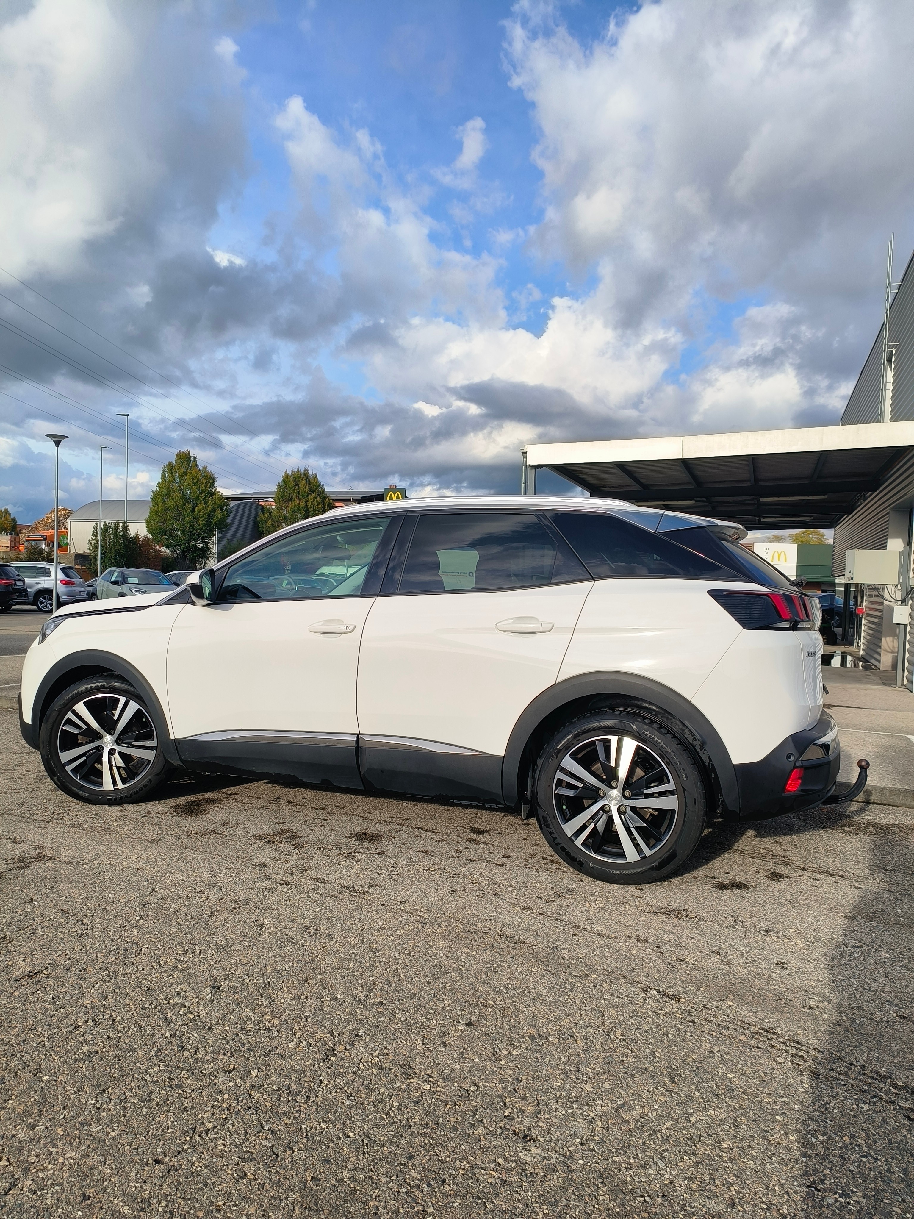 PEUGEOT 3008 1.6 THP Allure EAT