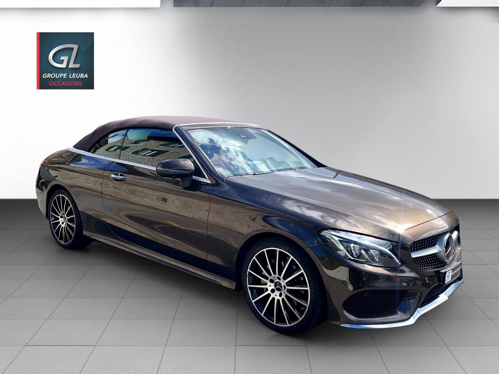 MERCEDES-BENZ C 220 d Cabriolet AMG Line 4Matic 9G-Tronic