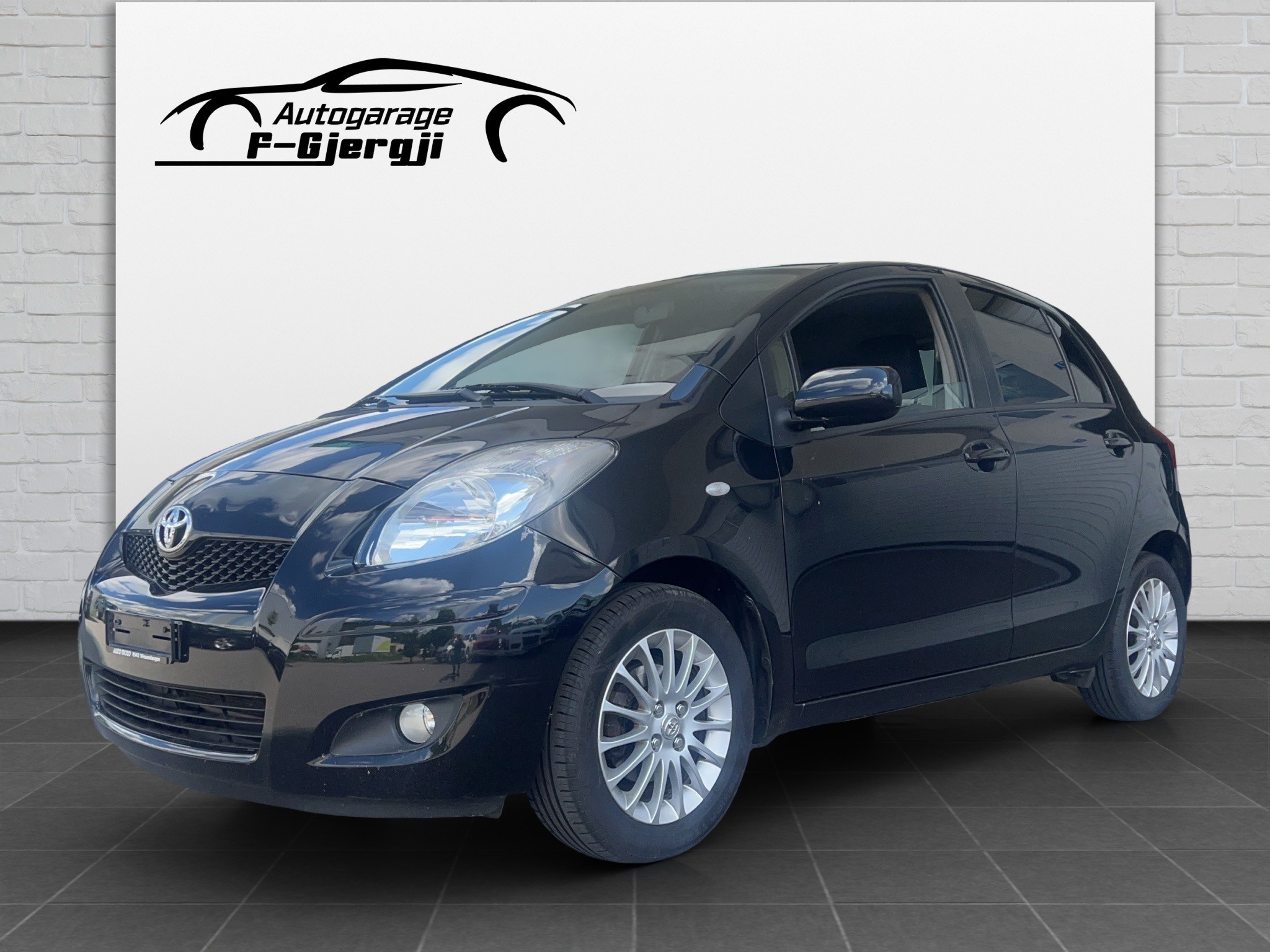 TOYOTA Yaris 1.33 Linea Luna