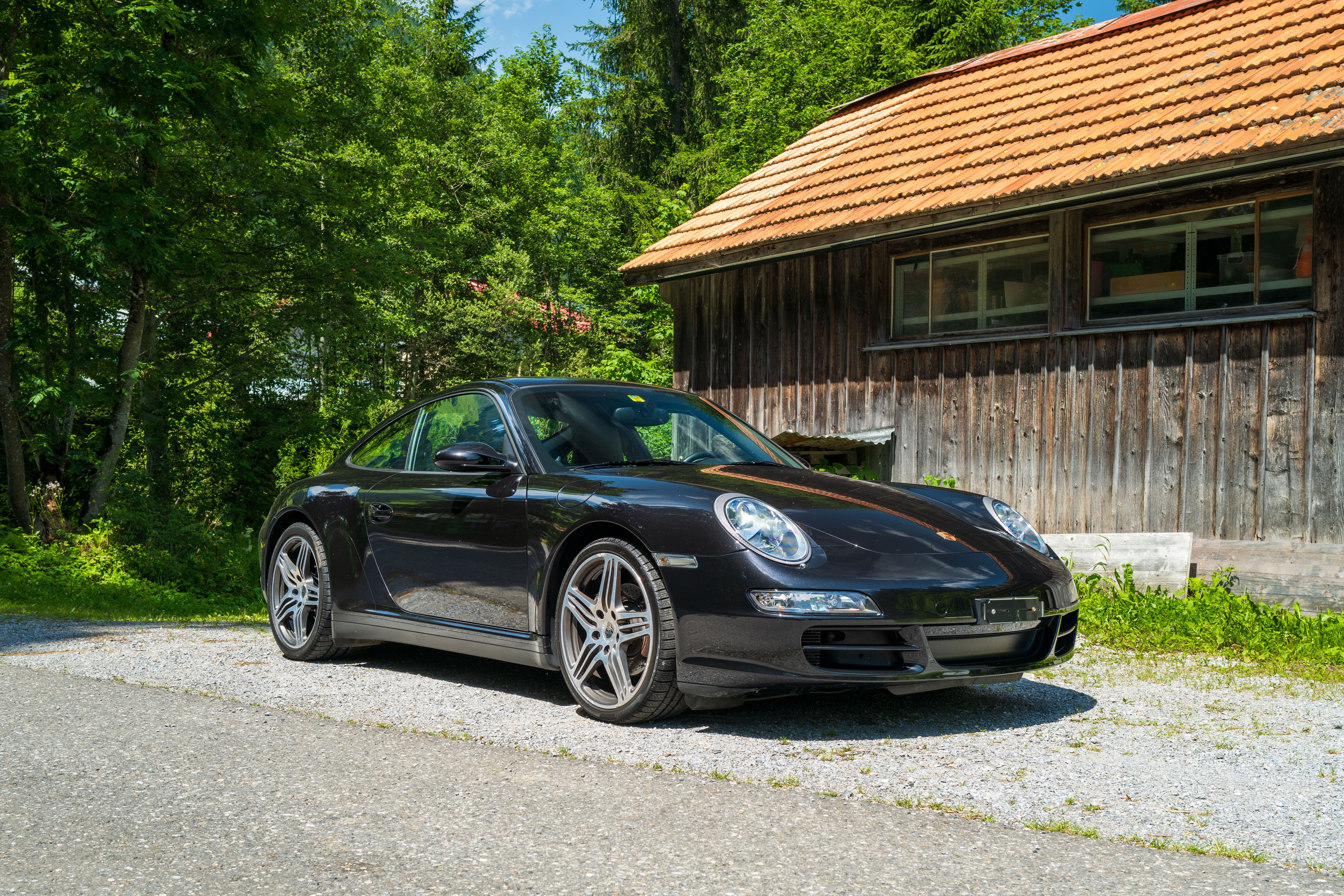 PORSCHE 911 Carrera 4