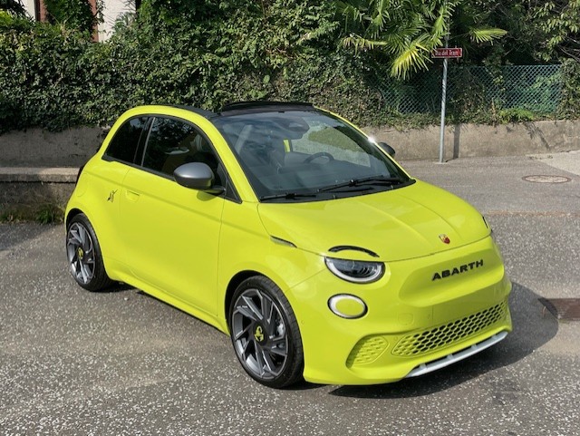 FIAT Abarth Cabrio 500e Scorpionissima