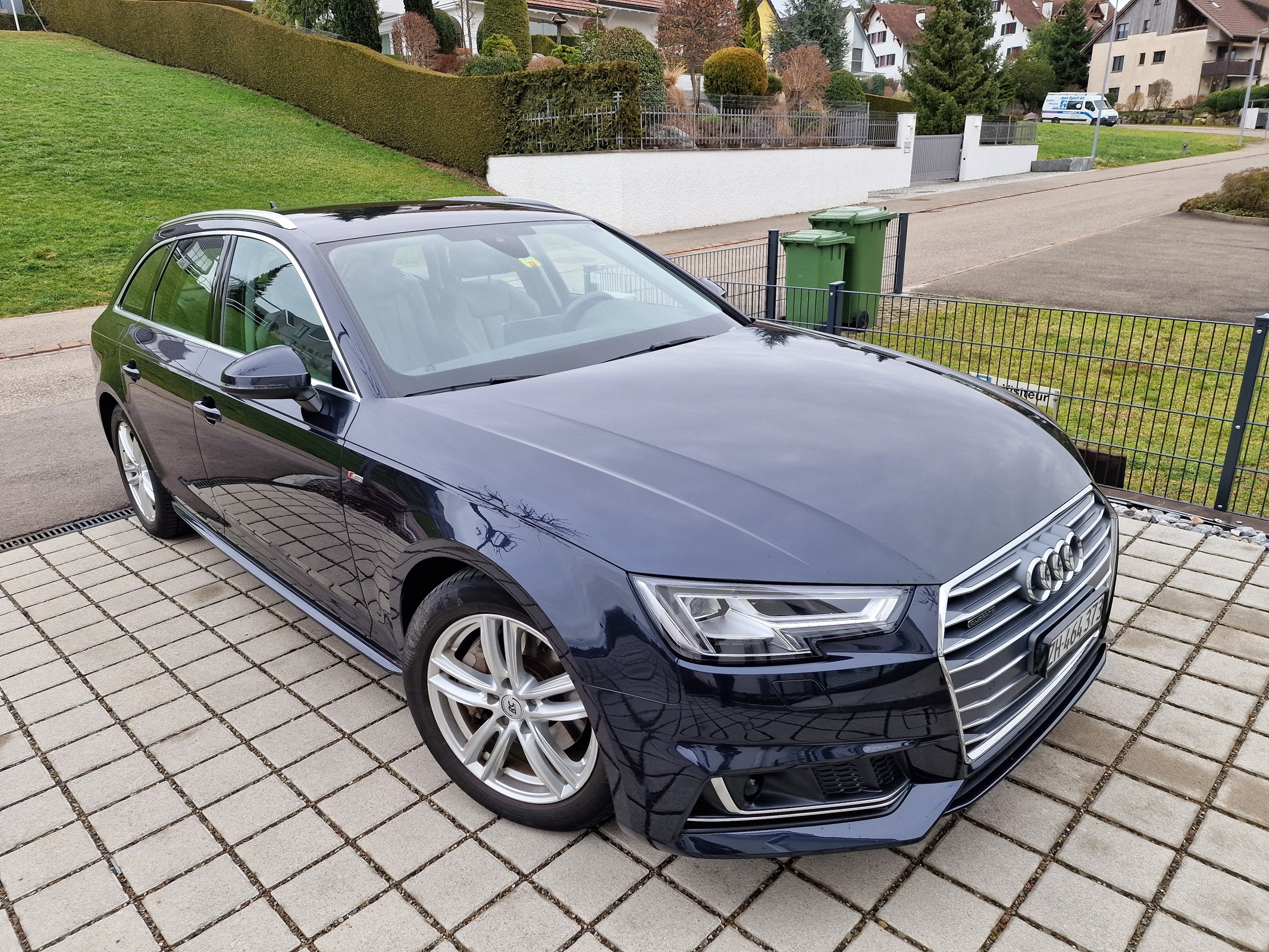 AUDI A4 Avant 3.0 TDI quattro S-tronic, Tip-tronic, 8fach bereift, neuwertige Bremsscheiben und Klötze, Querlenker, Ledersitze