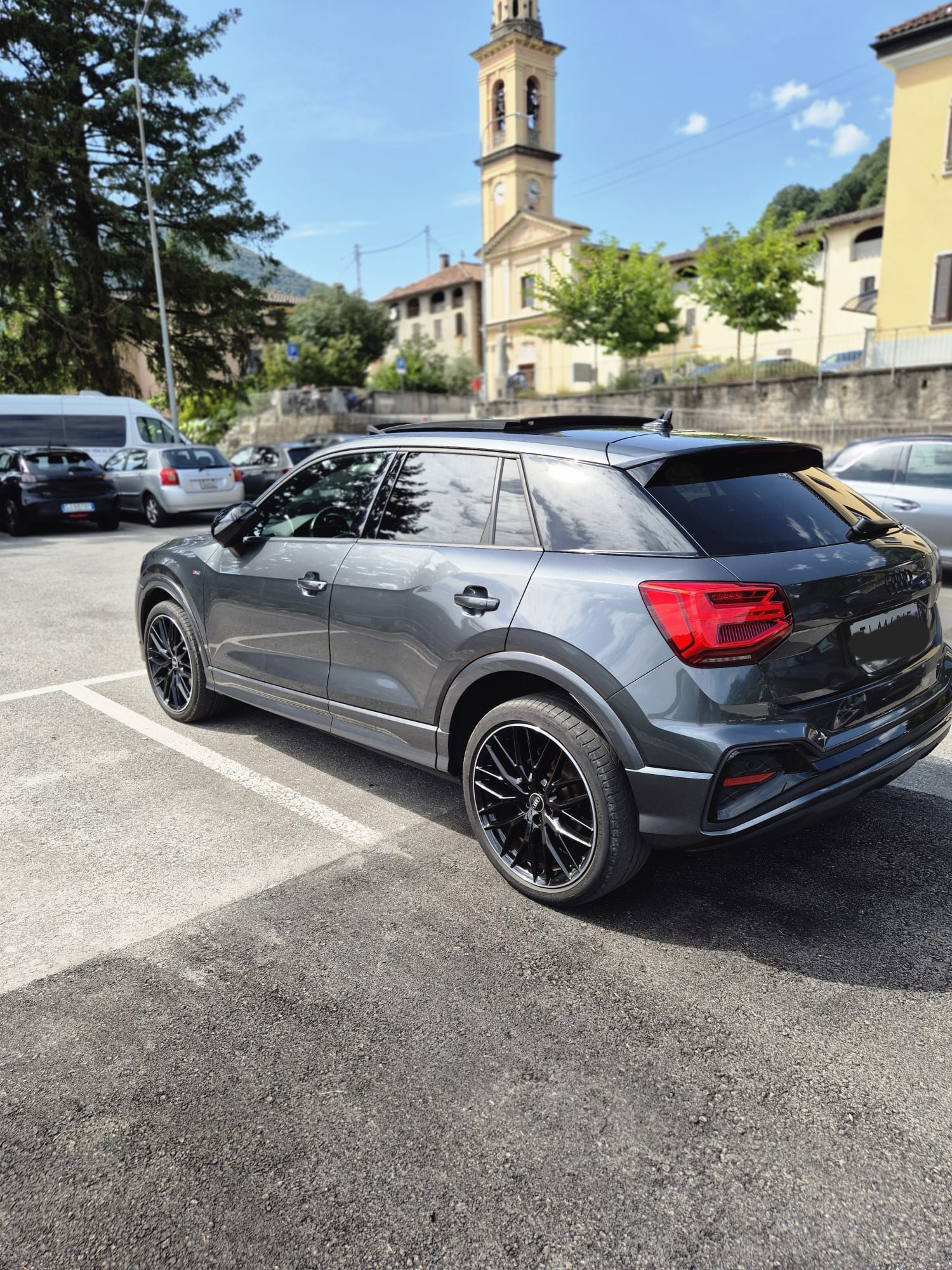 AUDI Q2 35 TFSI S line S-tronic