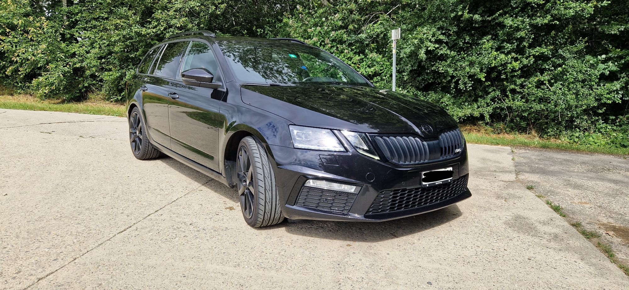 SKODA Octavia Combi 2.0 TSI RS DSG