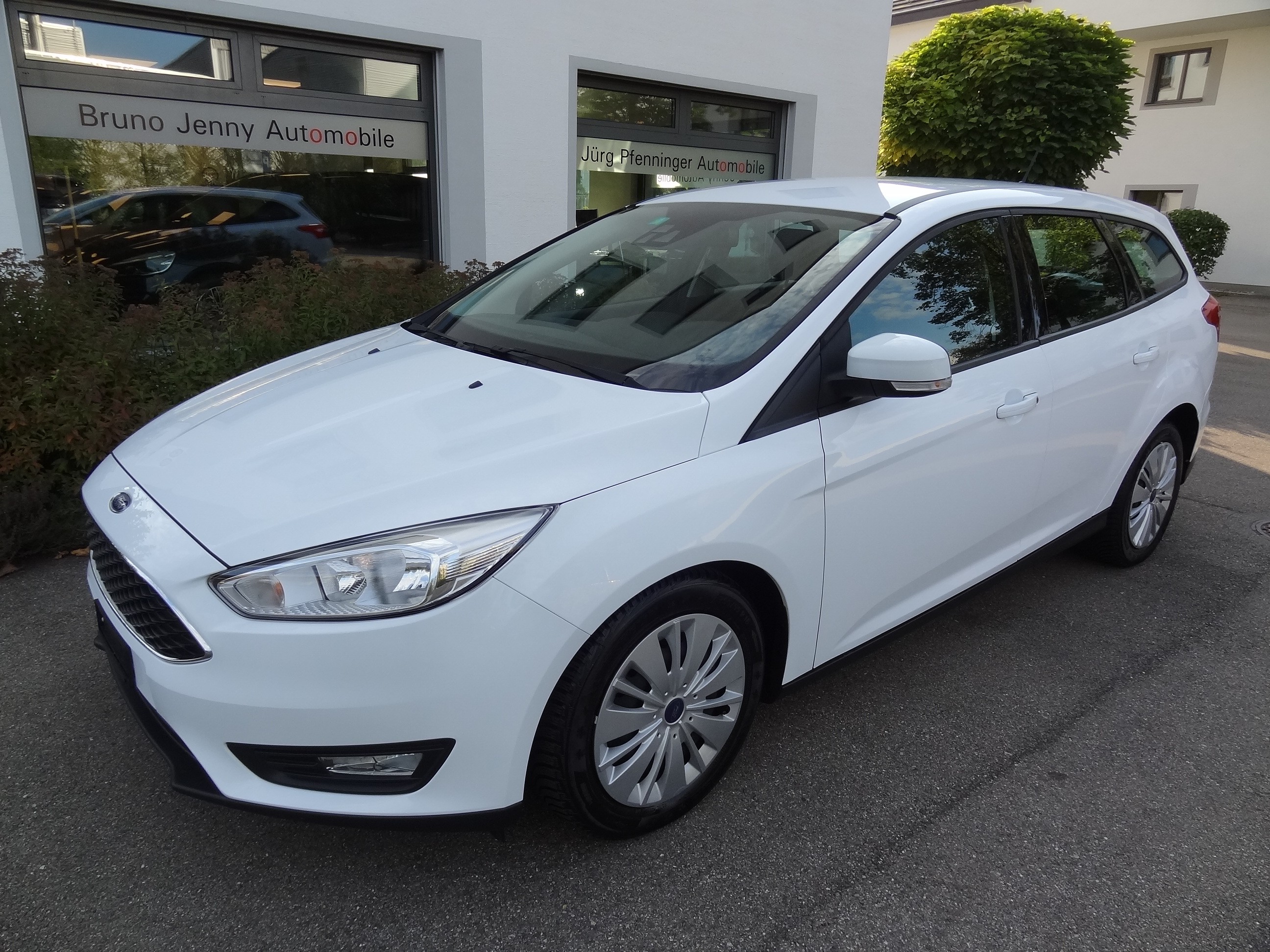 FORD Focus 1.5 TDCi Business PowerShift