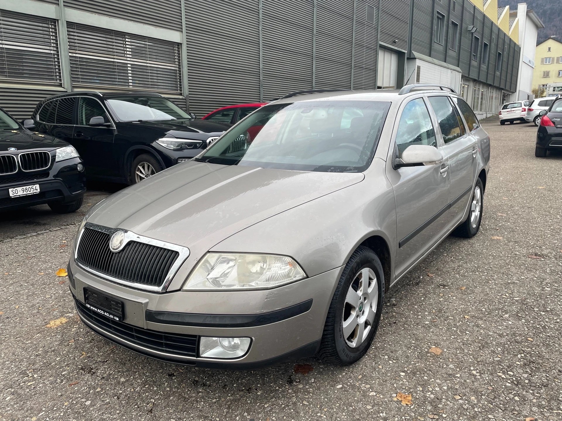 SKODA Octavia 2.0 TDI Ambiente * Klima-auto * Tempomat * PDC H * Sitzheizung * B04