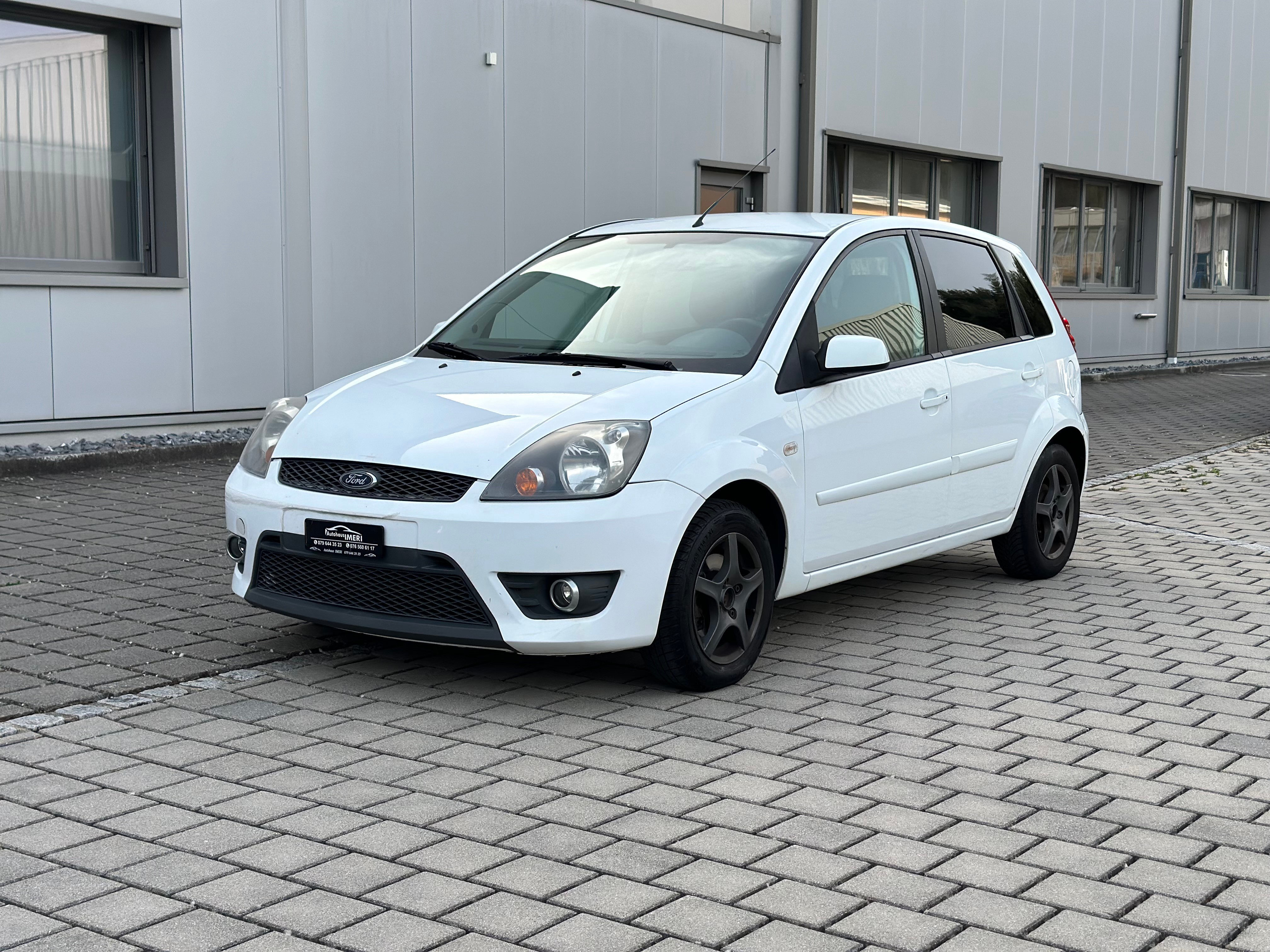 FORD Fiesta 1.4 16V Ambiente