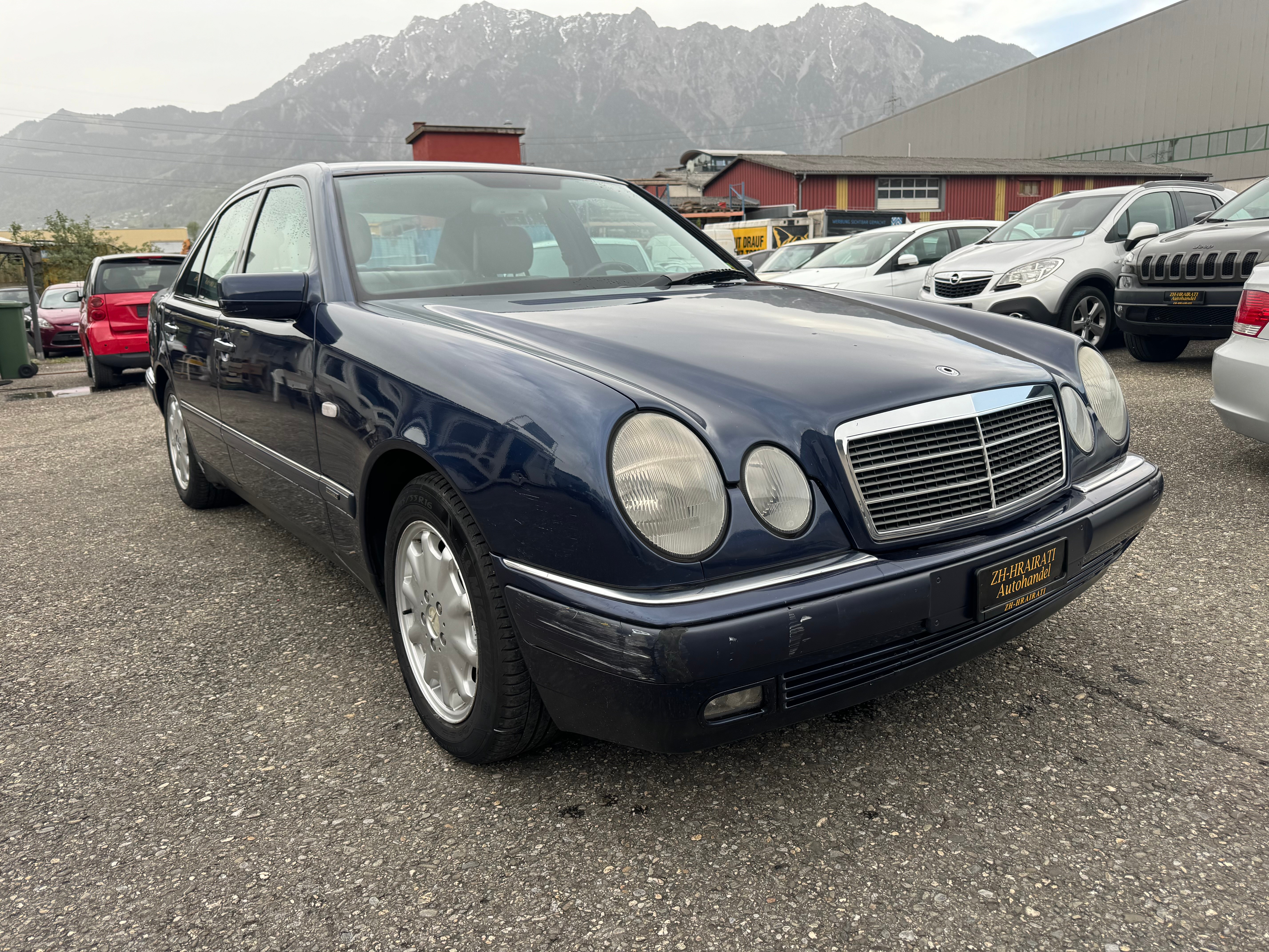 MERCEDES-BENZ E 320 Elégance Automatic