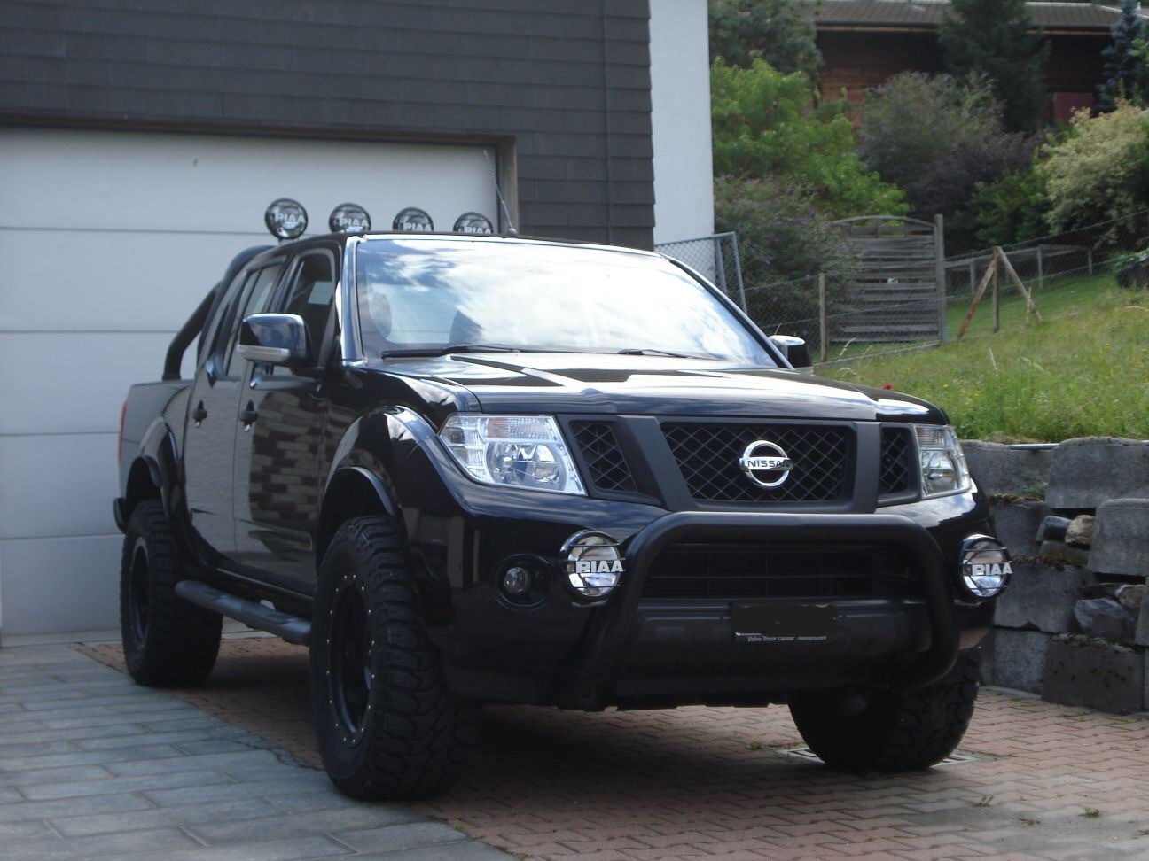 NISSAN Navara Double Cab SE 2.5 dCi 4WD