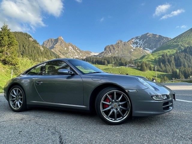 PORSCHE 911 3.8 Carrera 4S