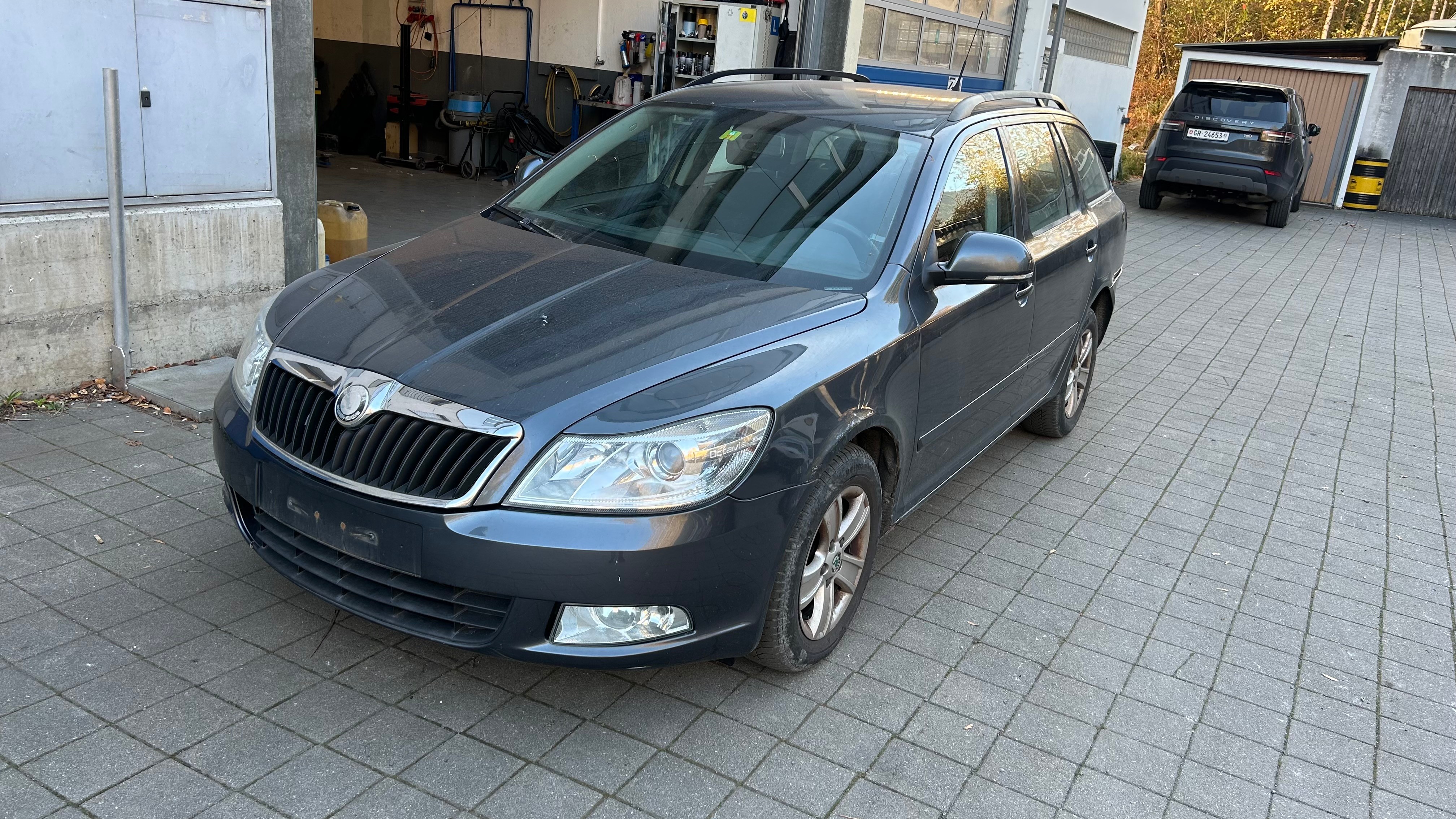 SKODA Octavia Combi 1.6 TDI Adventure 4x4