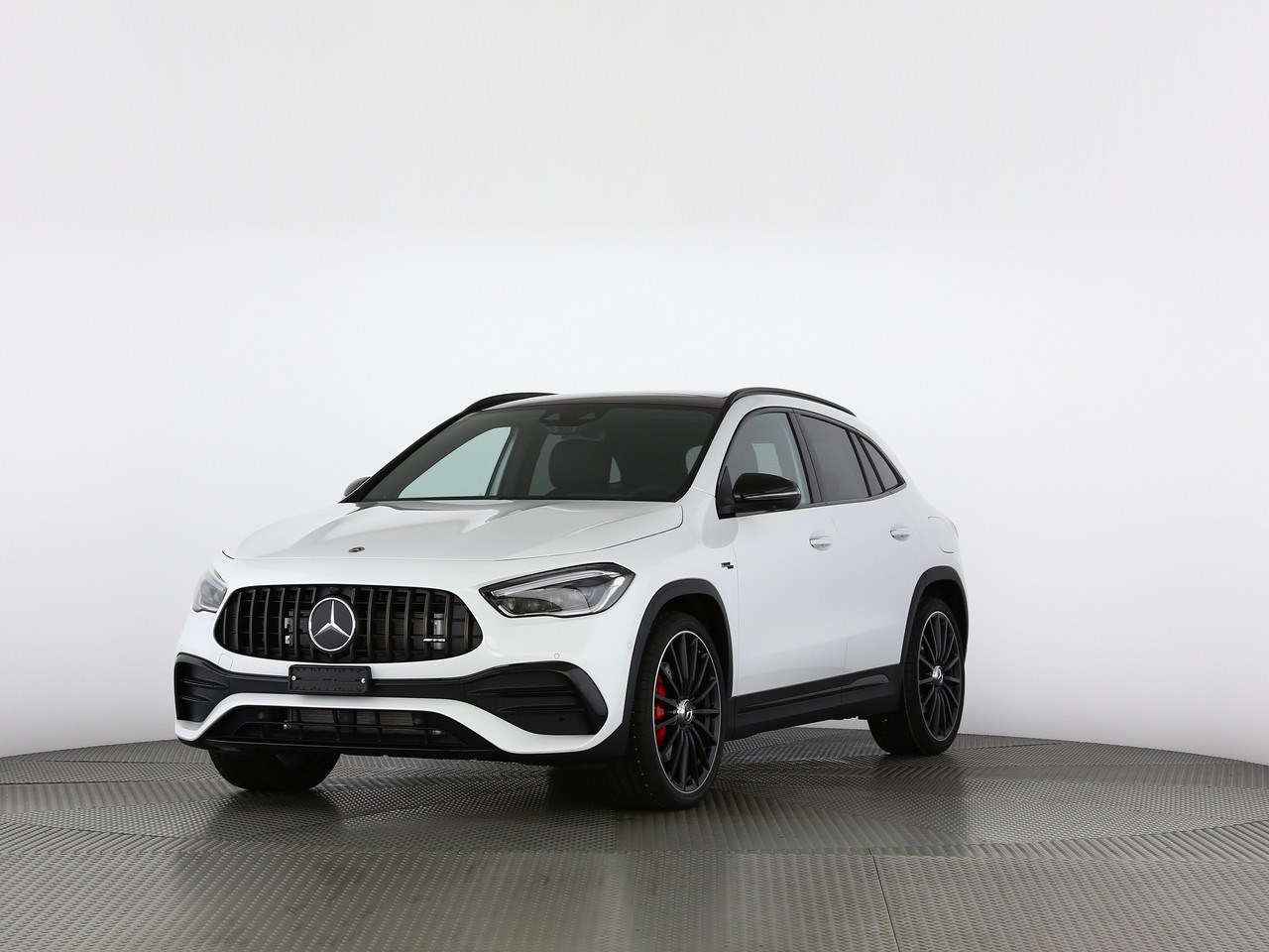 MERCEDES-BENZ GLA 35 AMG 4Matic 8G-Speedshift DCT