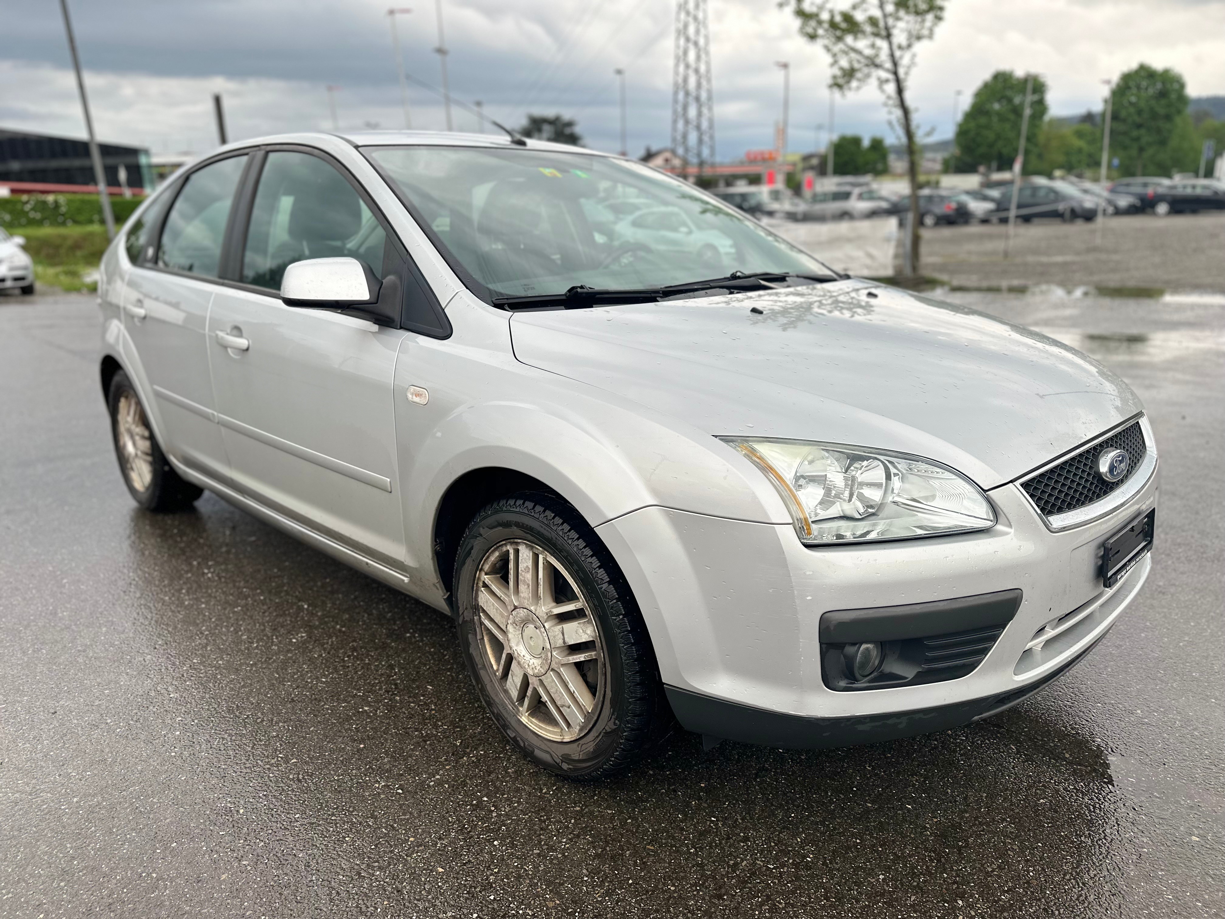 FORD Focus 2.0i Ghia