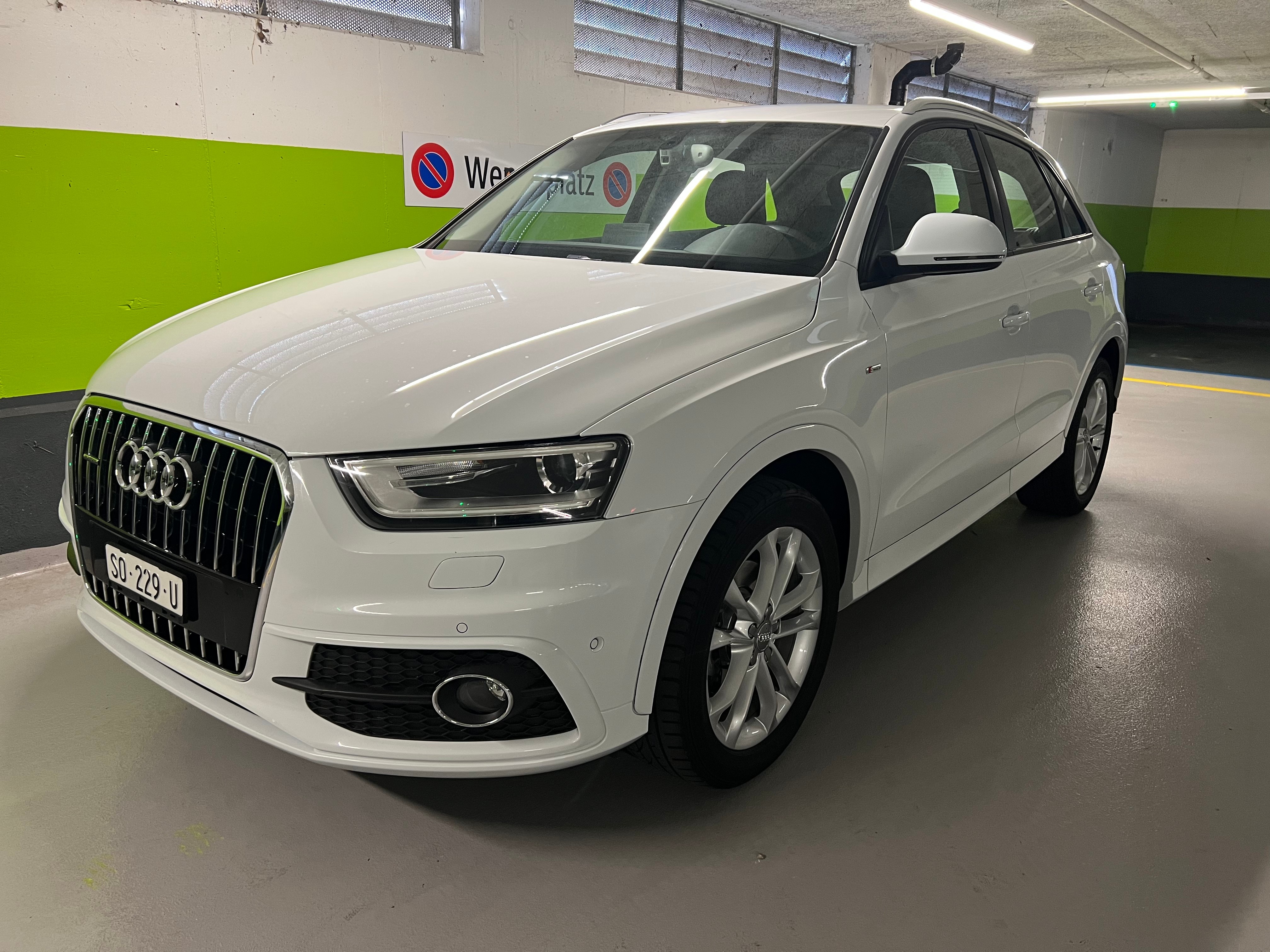 AUDI Q3 2.0 TDI quattro S-tronic