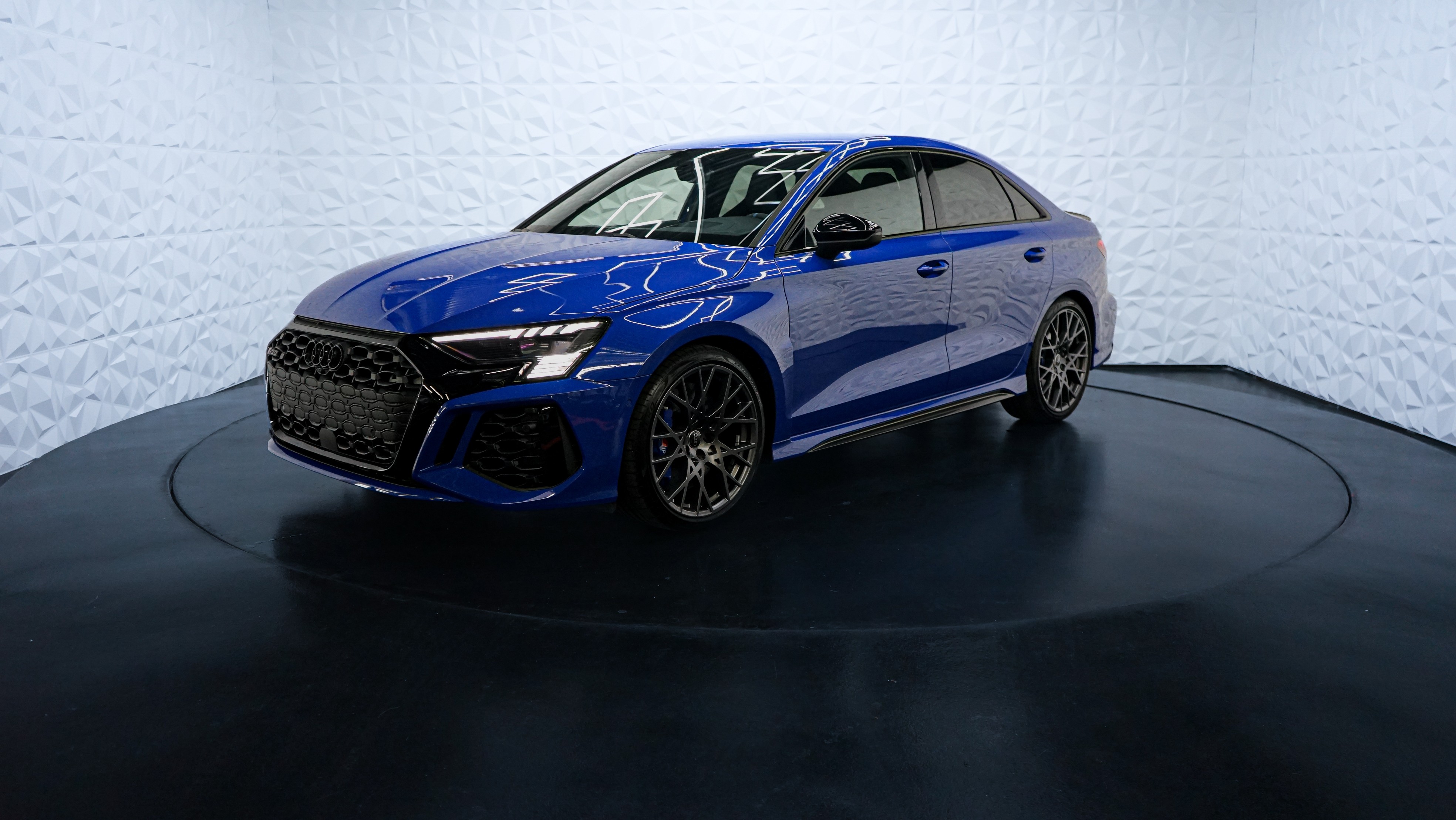 AUDI RS3 Limousine 2.5 TSI quattro S-tronic