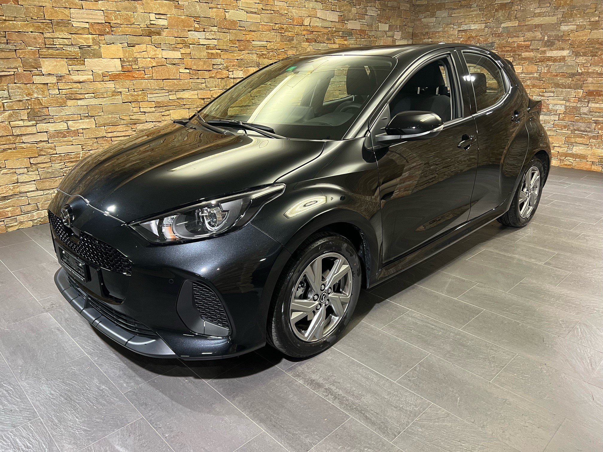 MAZDA 2 Hybrid Exclusive-line