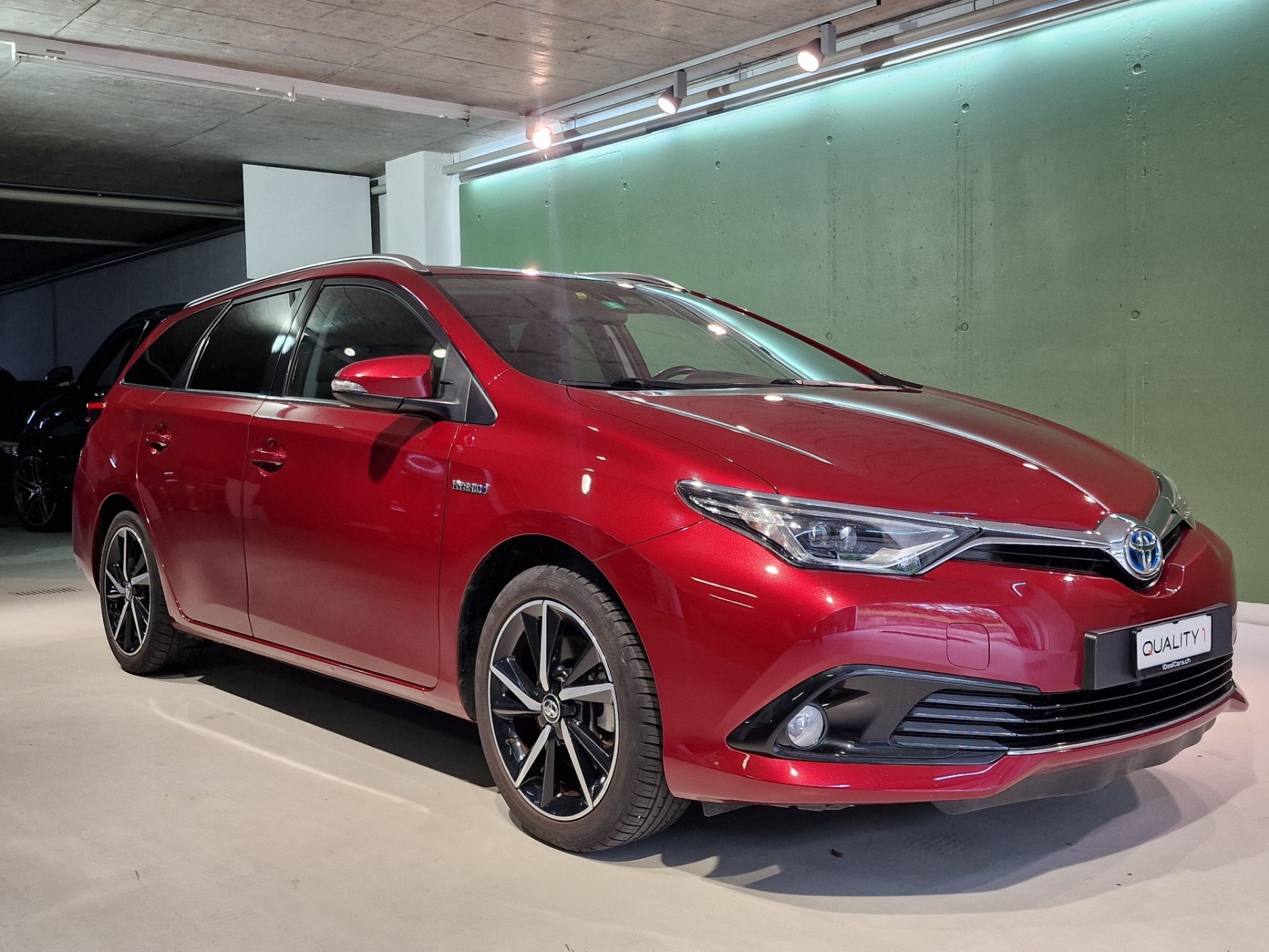 TOYOTA Auris Touring Sports 1.8 HSD Active e-CVT