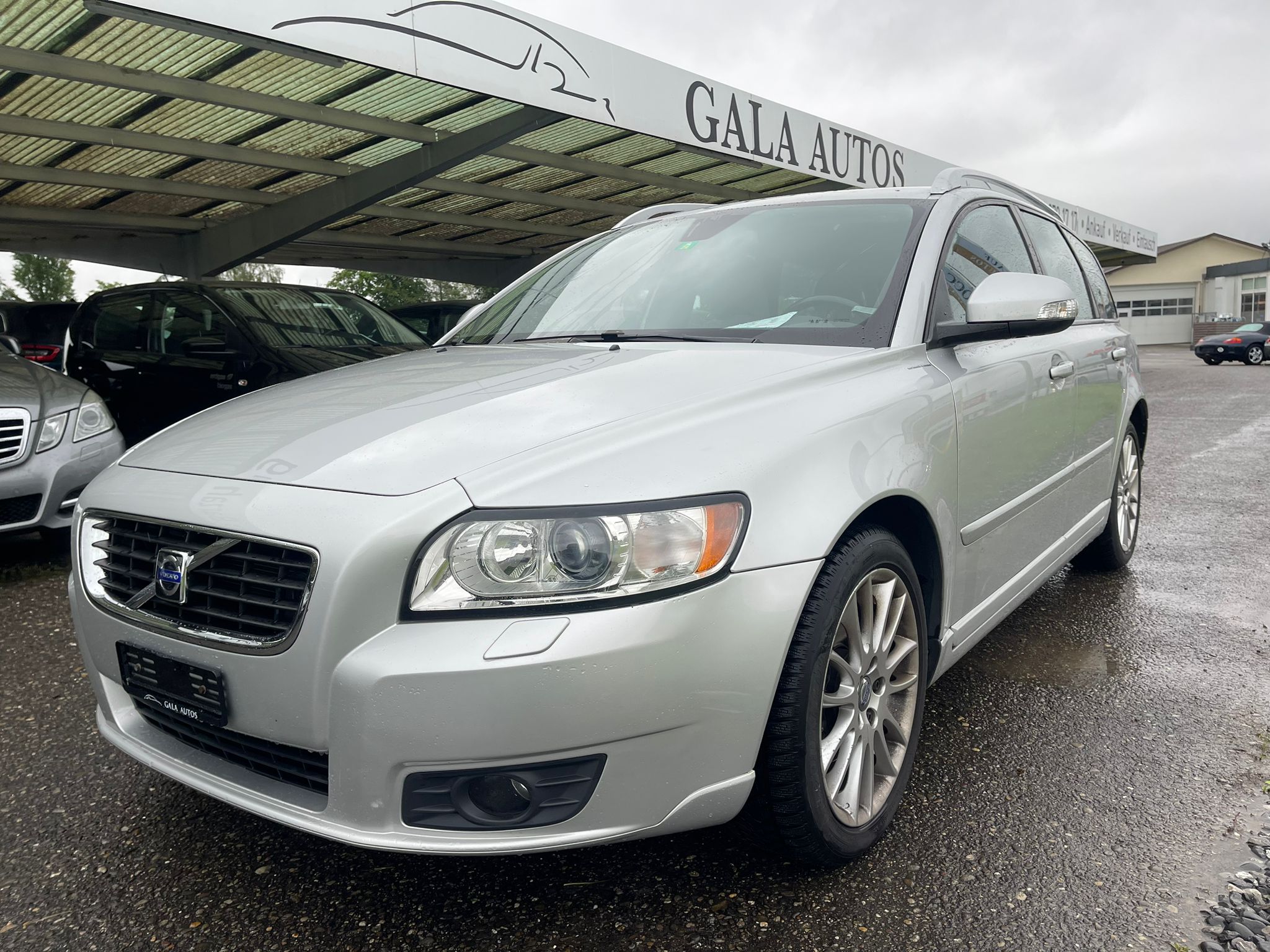 VOLVO V50 1.6 Kinetic