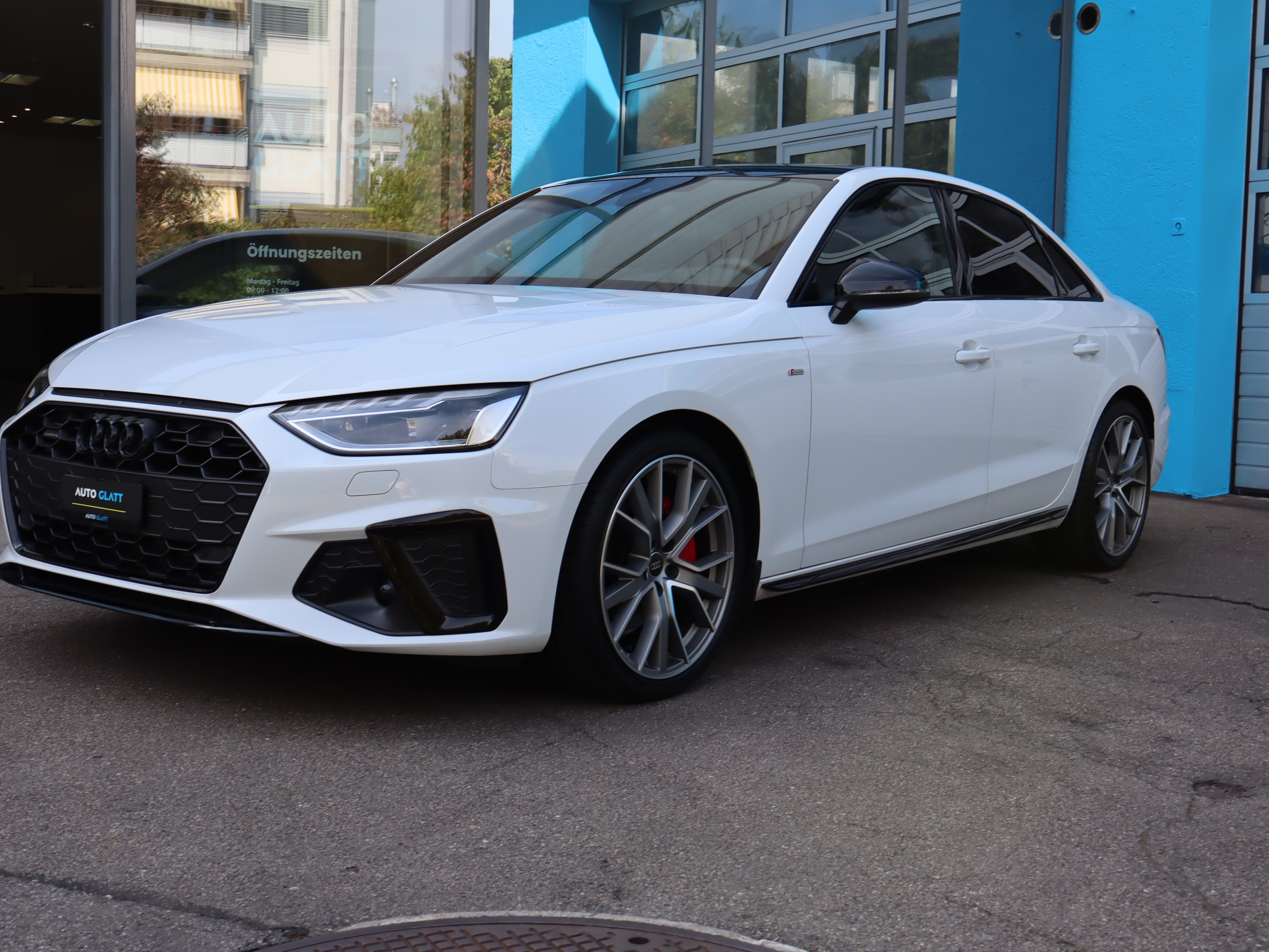 AUDI A4 40 TFSI S line S-tronic quattro 