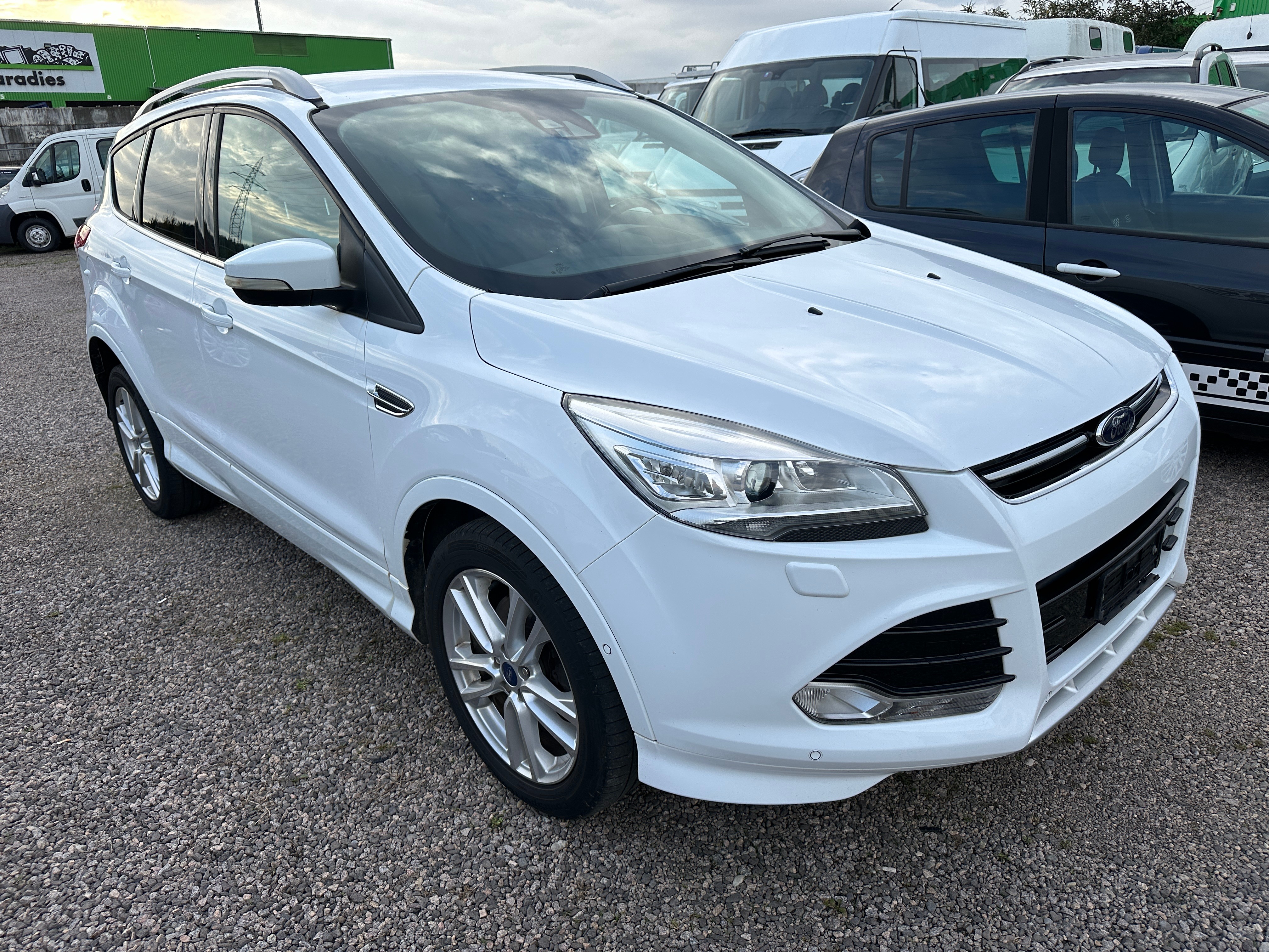 FORD Kuga 2.0 TDCi Carving 4WD