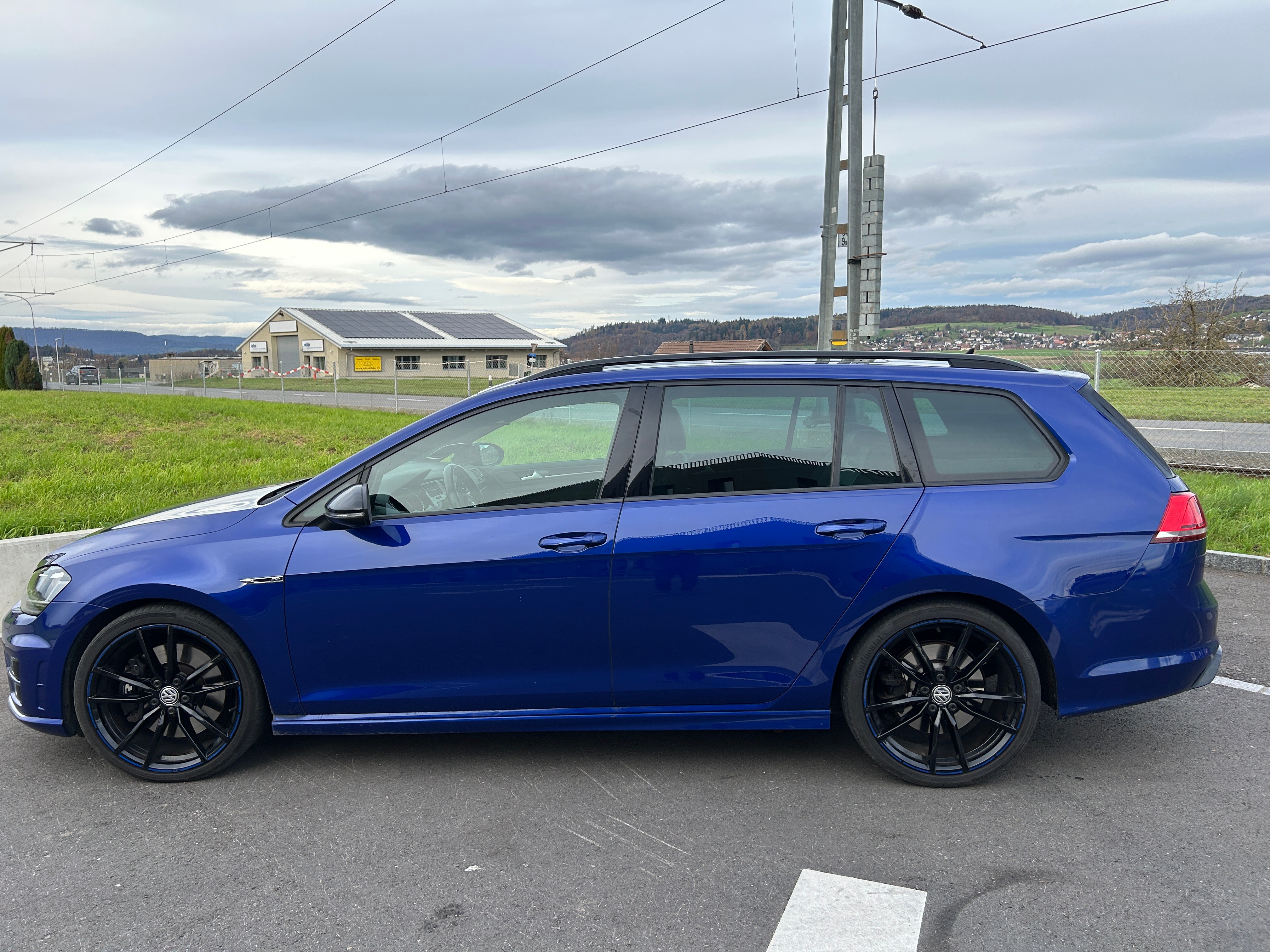 VW Golf Variant 2.0 TSI R 4 Motion DSG