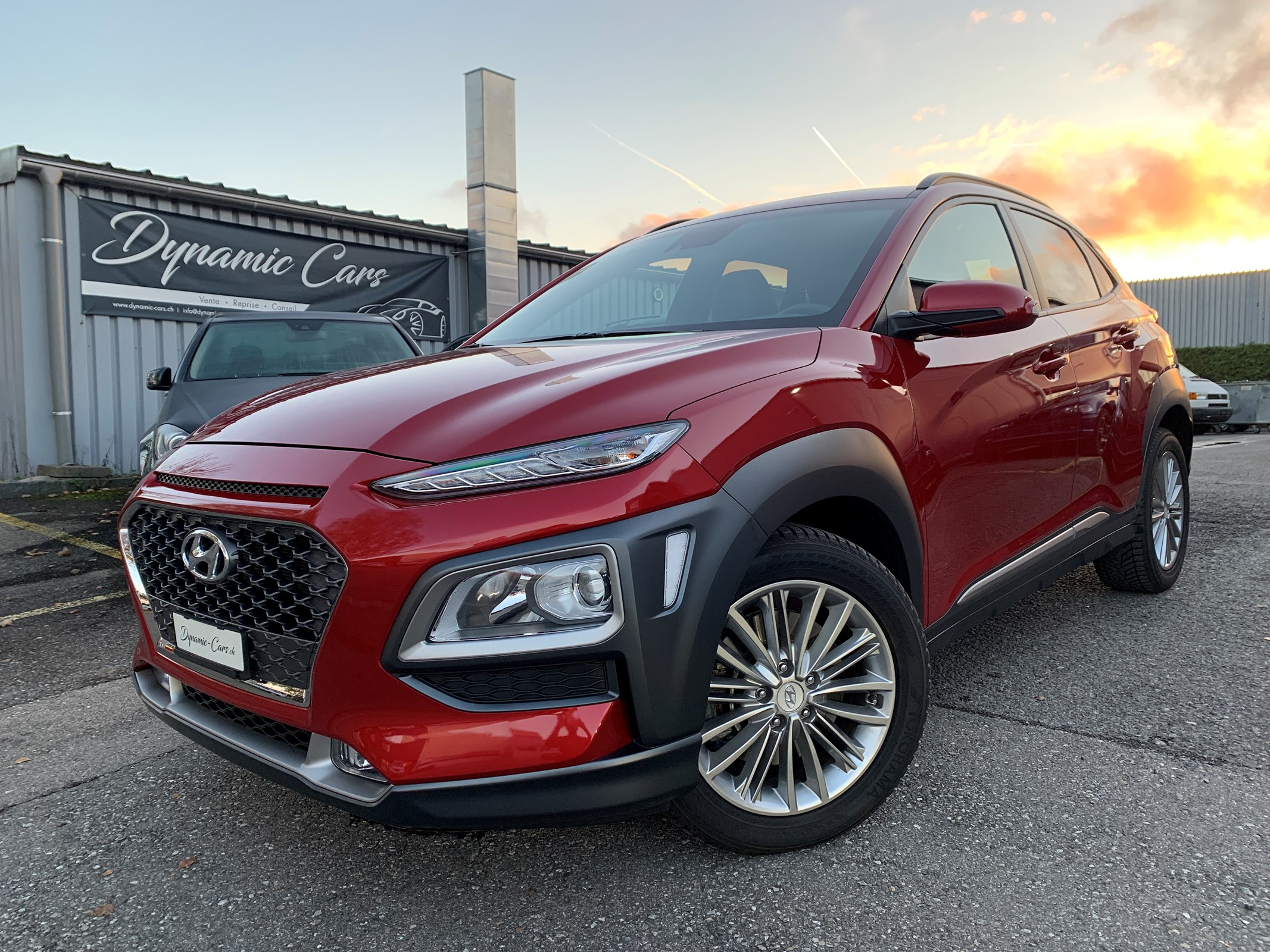 HYUNDAI Kona 1.6 T-GDi Launch 4WD DCT