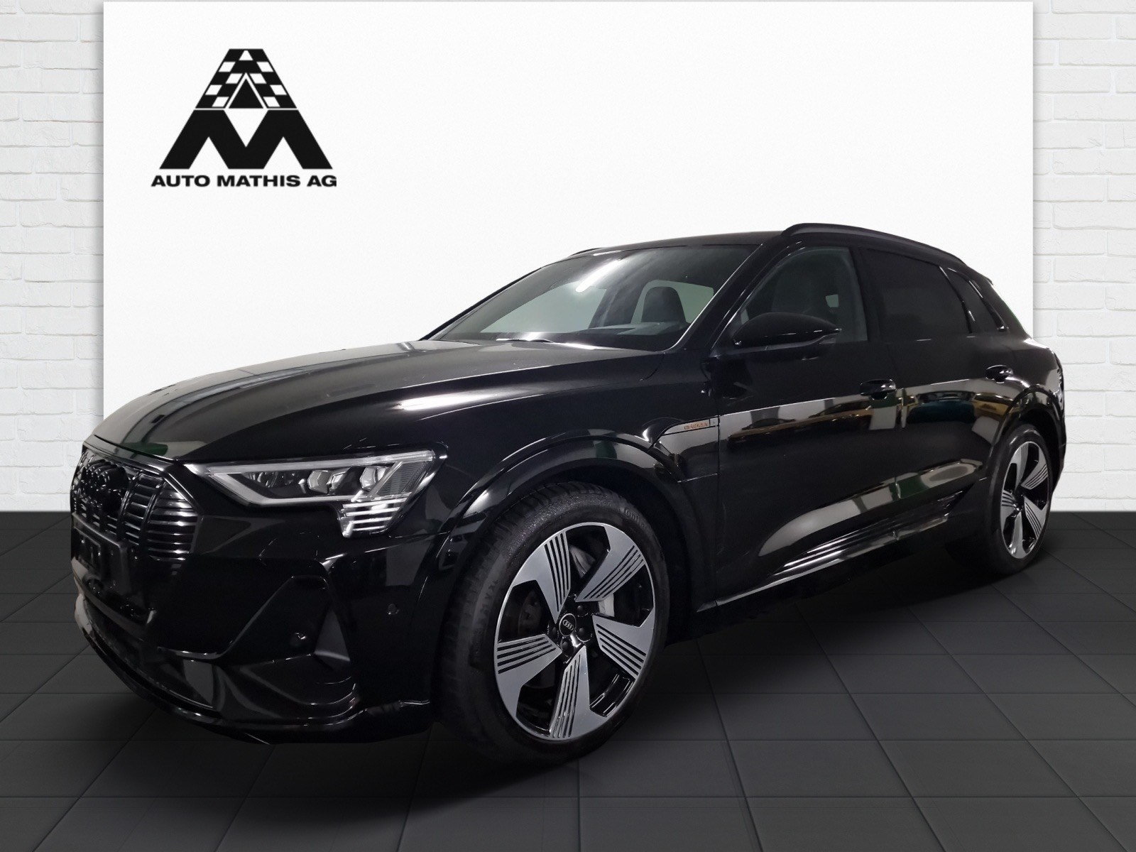 AUDI e-tron 55 S Line Black Edition quattro