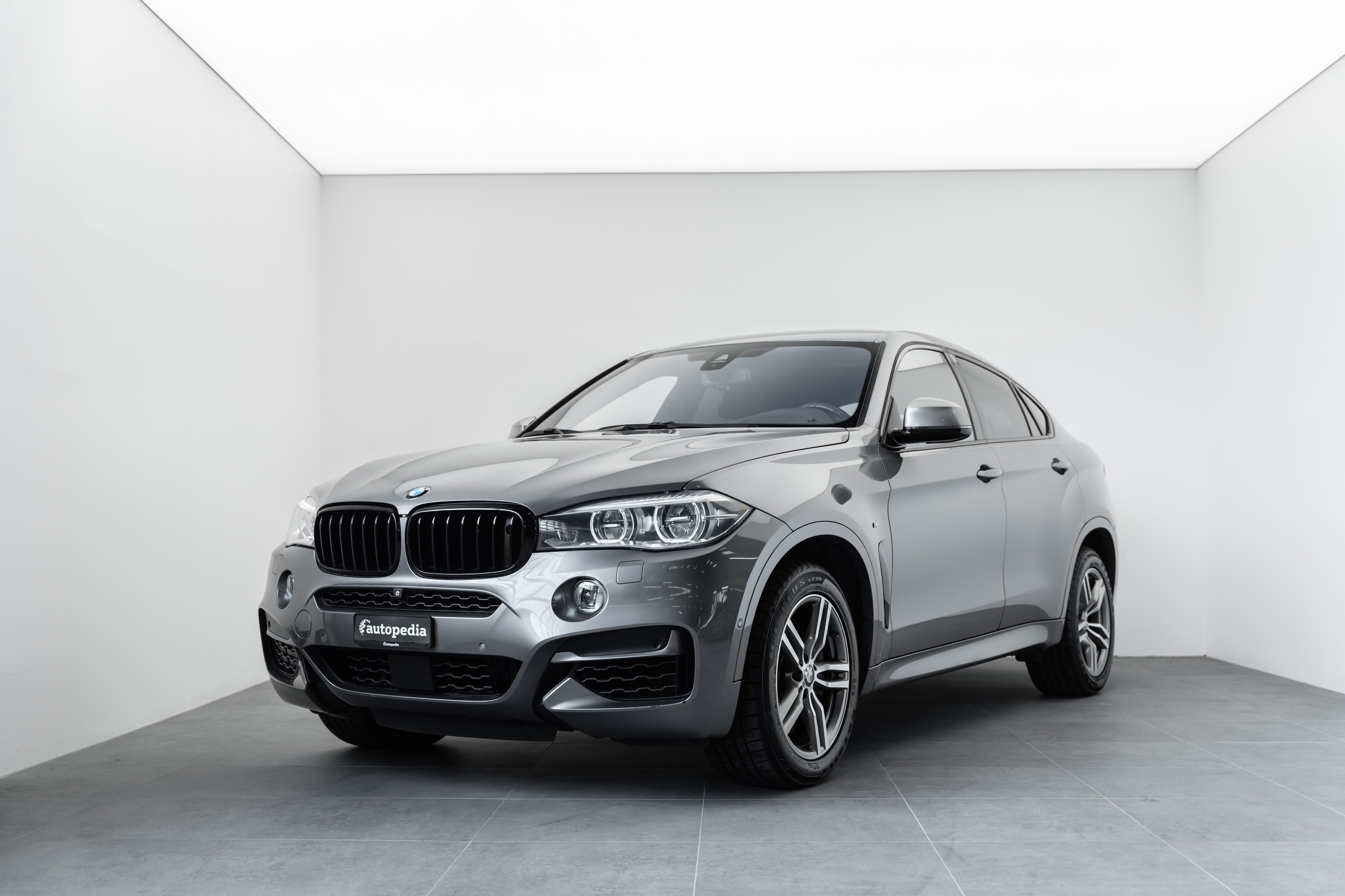 BMW X6 M50d