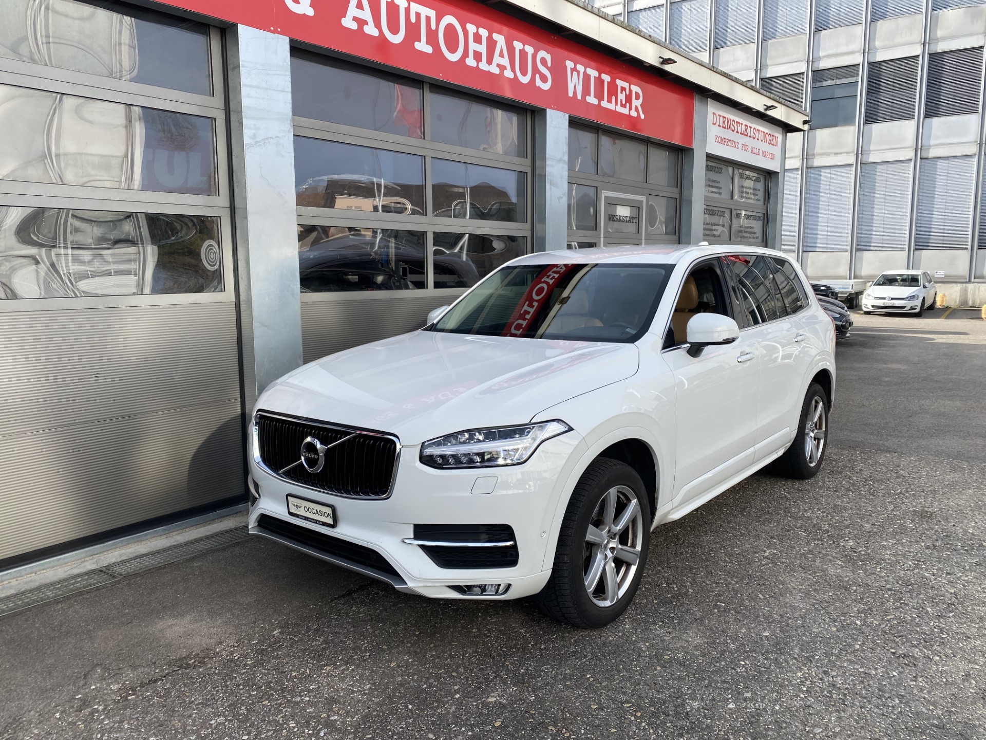 VOLVO XC90 D5 AWD Momentum Geartronic