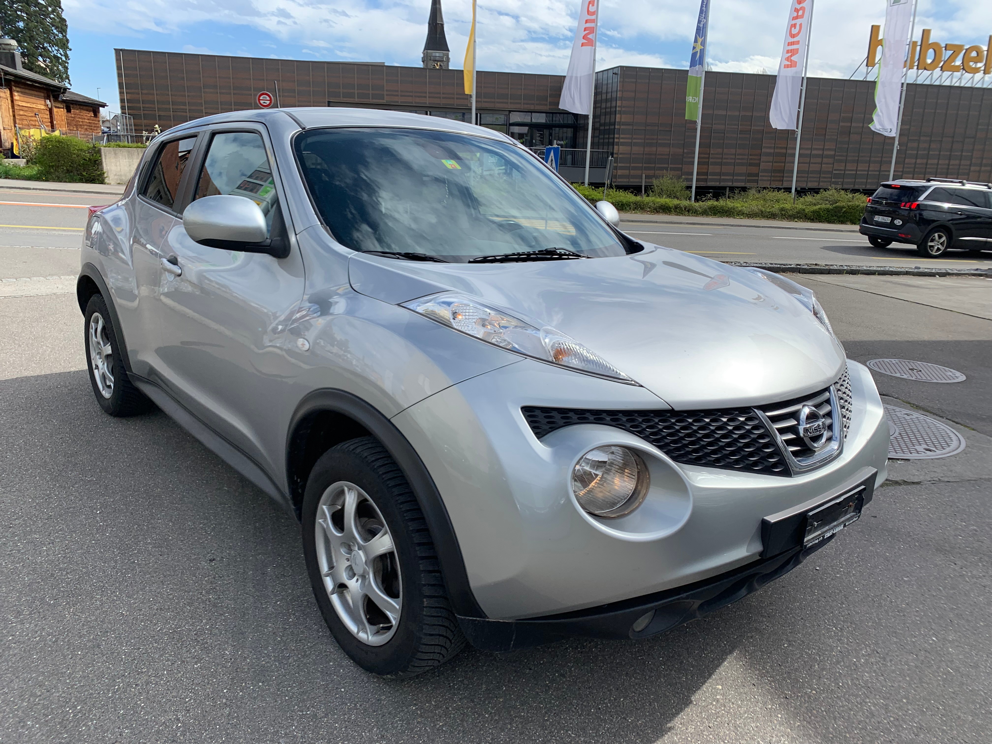 NISSAN Juke 1.6 DIG-T tekna 4x4 Xtronic M-CVT