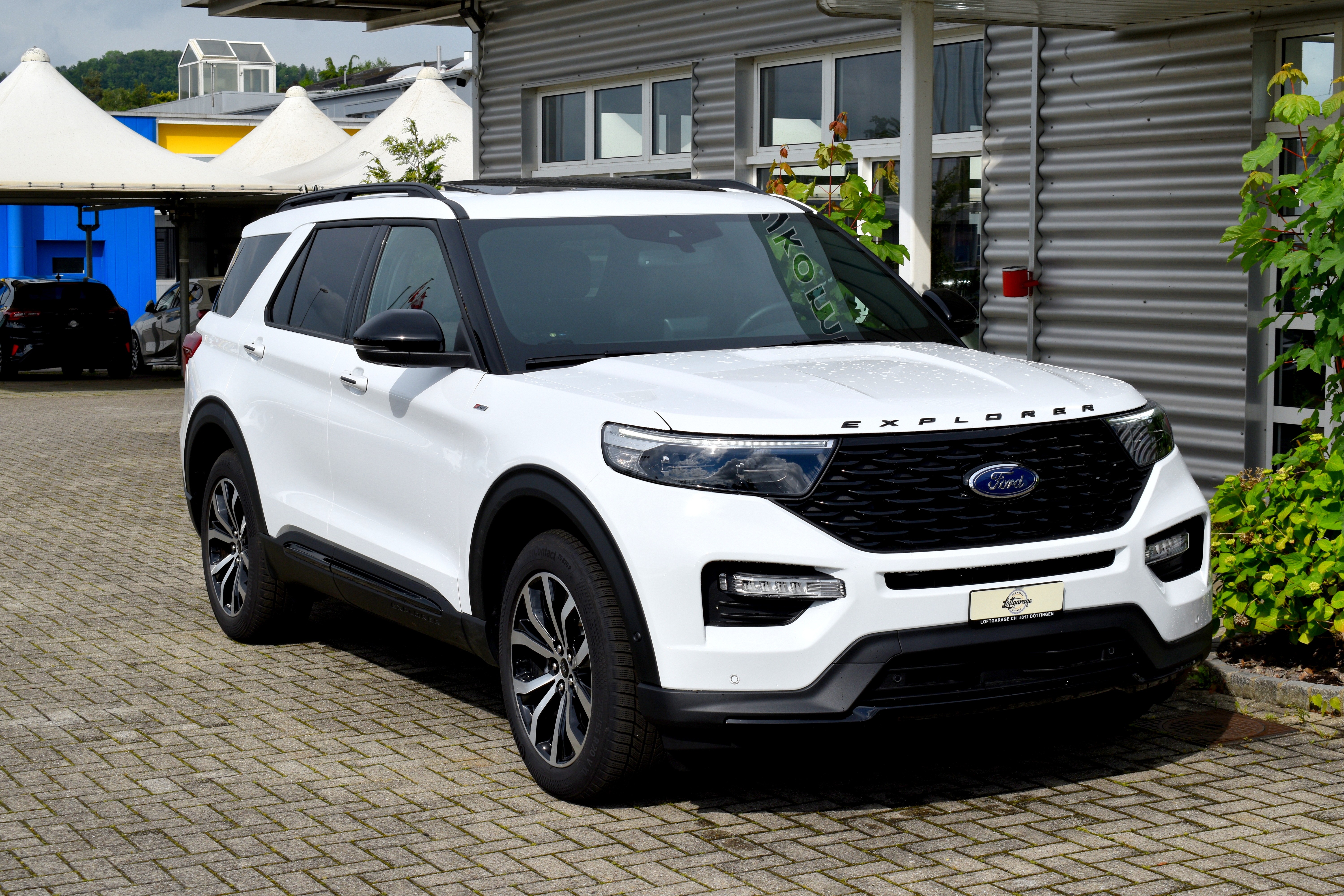 FORD Explorer 3.0 EcoB. Plug-in-Hybrid ST-Line 4WD Aut. 7-Plätzer Werksgarantie bis 08.2027