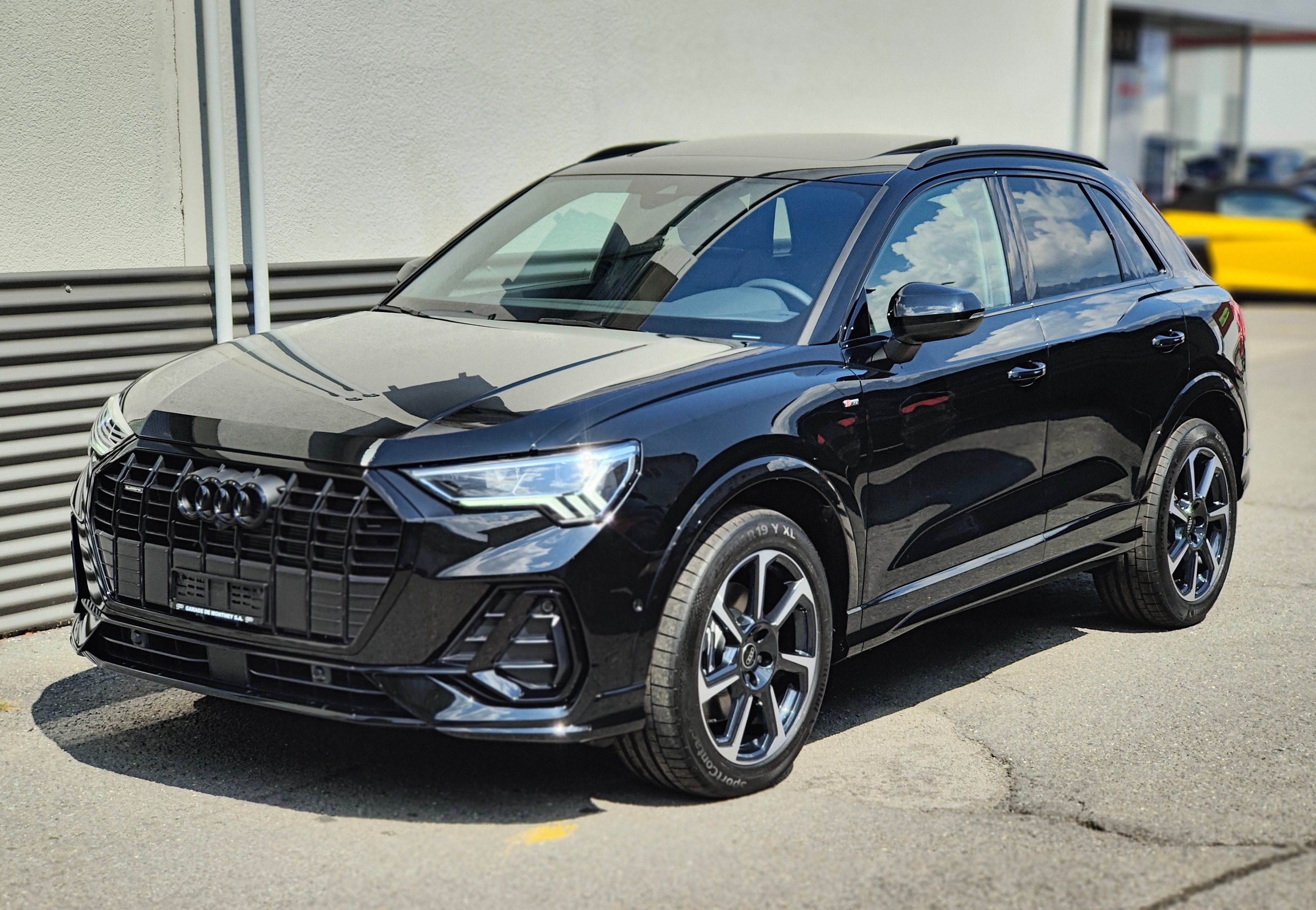 AUDI Q3 40 TFSI S line quattro S-tronic