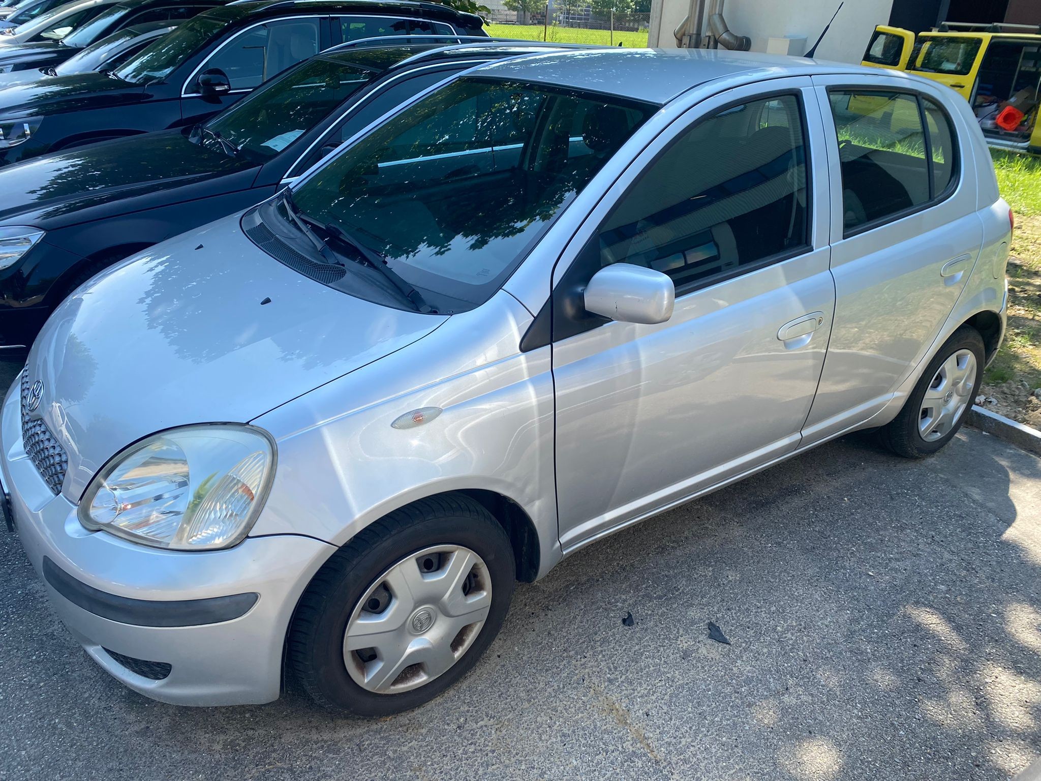 TOYOTA Yaris 1.3 Linea Sol