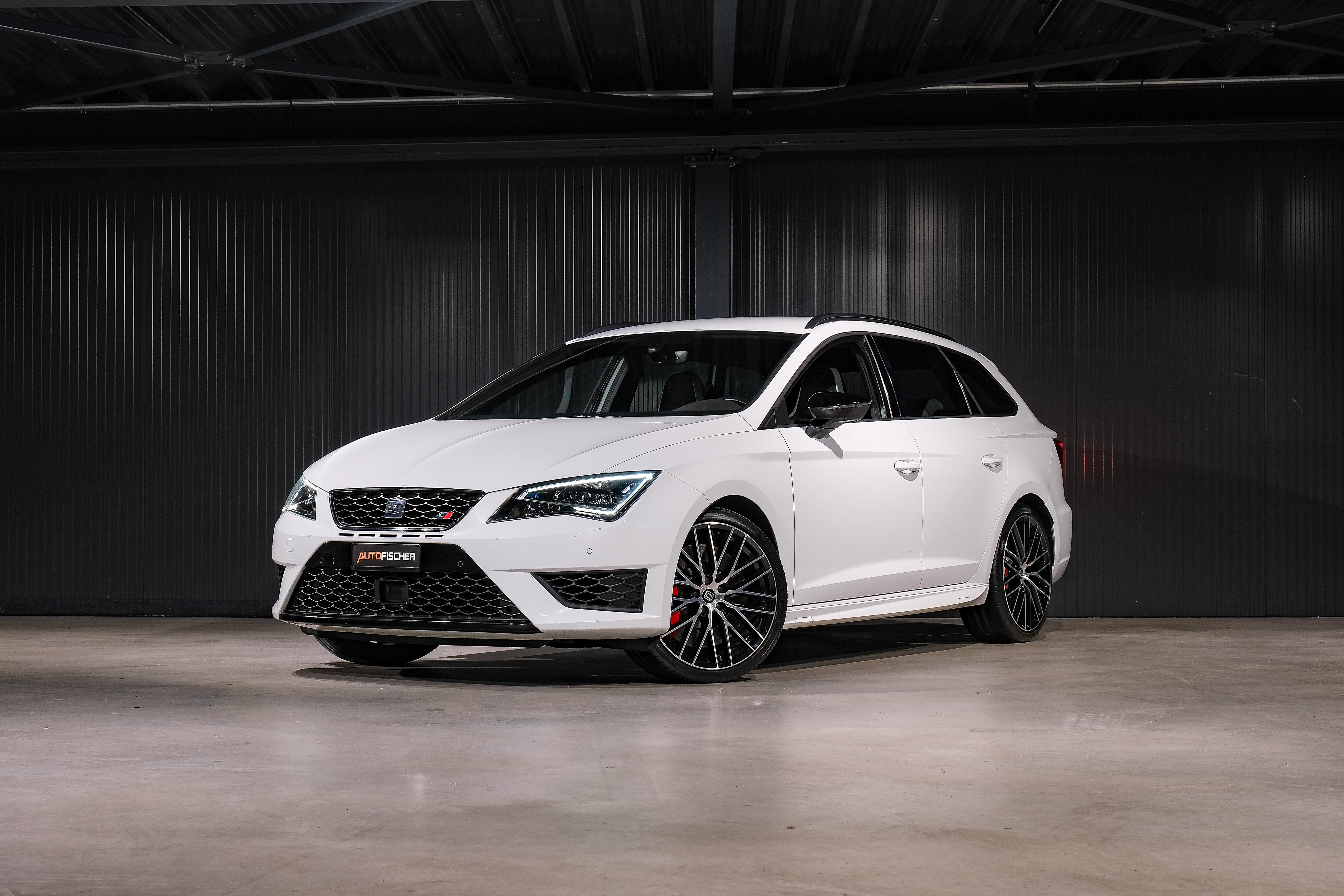 SEAT Leon ST 2.0 TSI Cupra 290 DSG