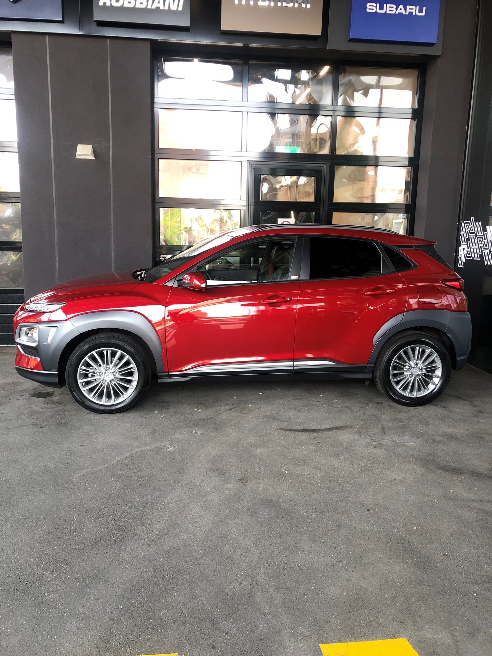 HYUNDAI Kona 1.0 T-GDi Amplia 2WD NUOVO TASSO LEASING 3.99%