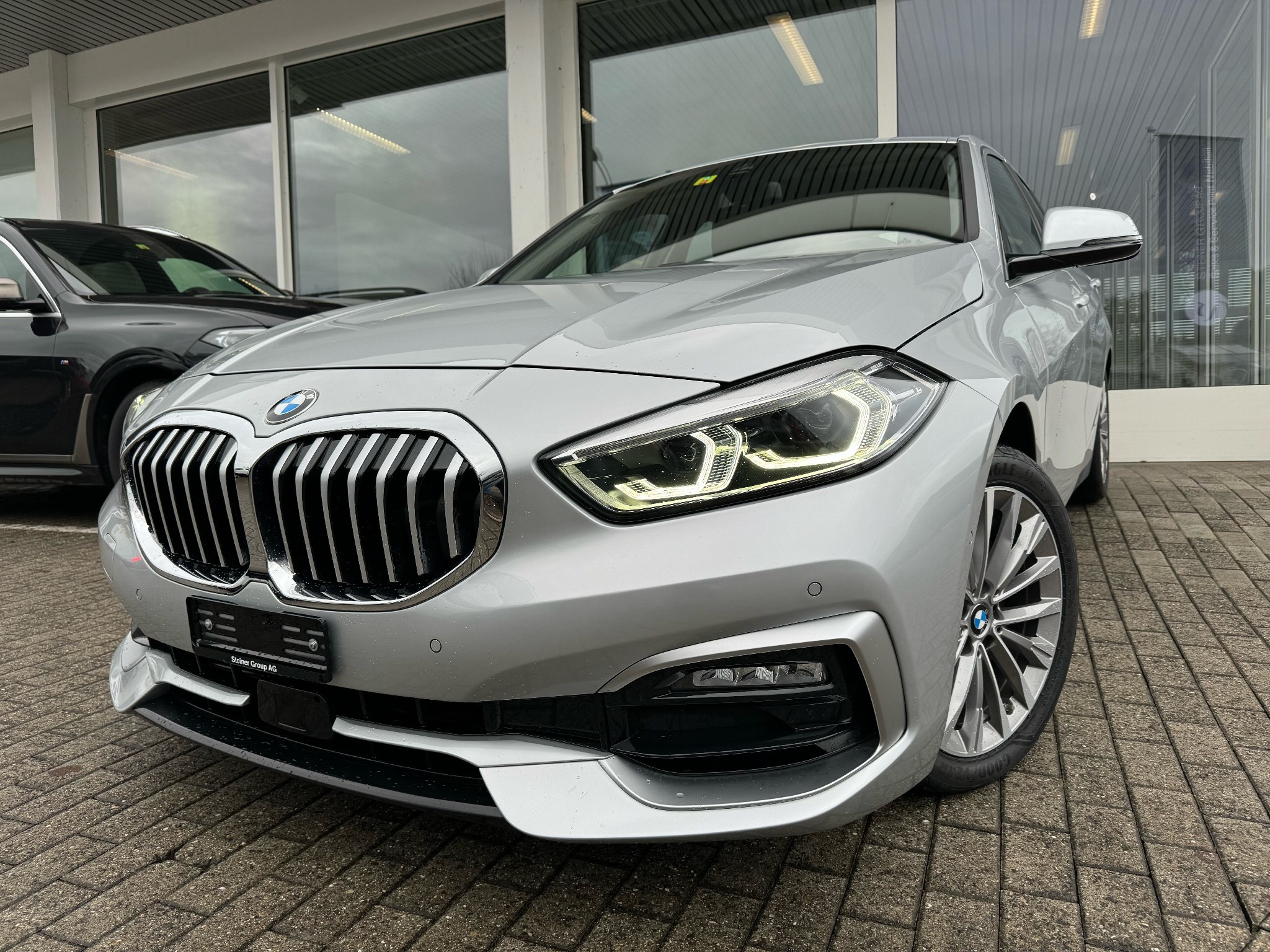 BMW 120d xDrive Steptronic Luxury Line