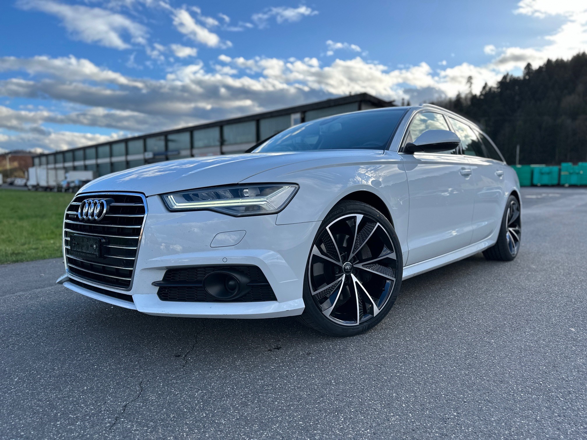 AUDI A6 Avant 3.0 TDI V6 quattro S-tronic