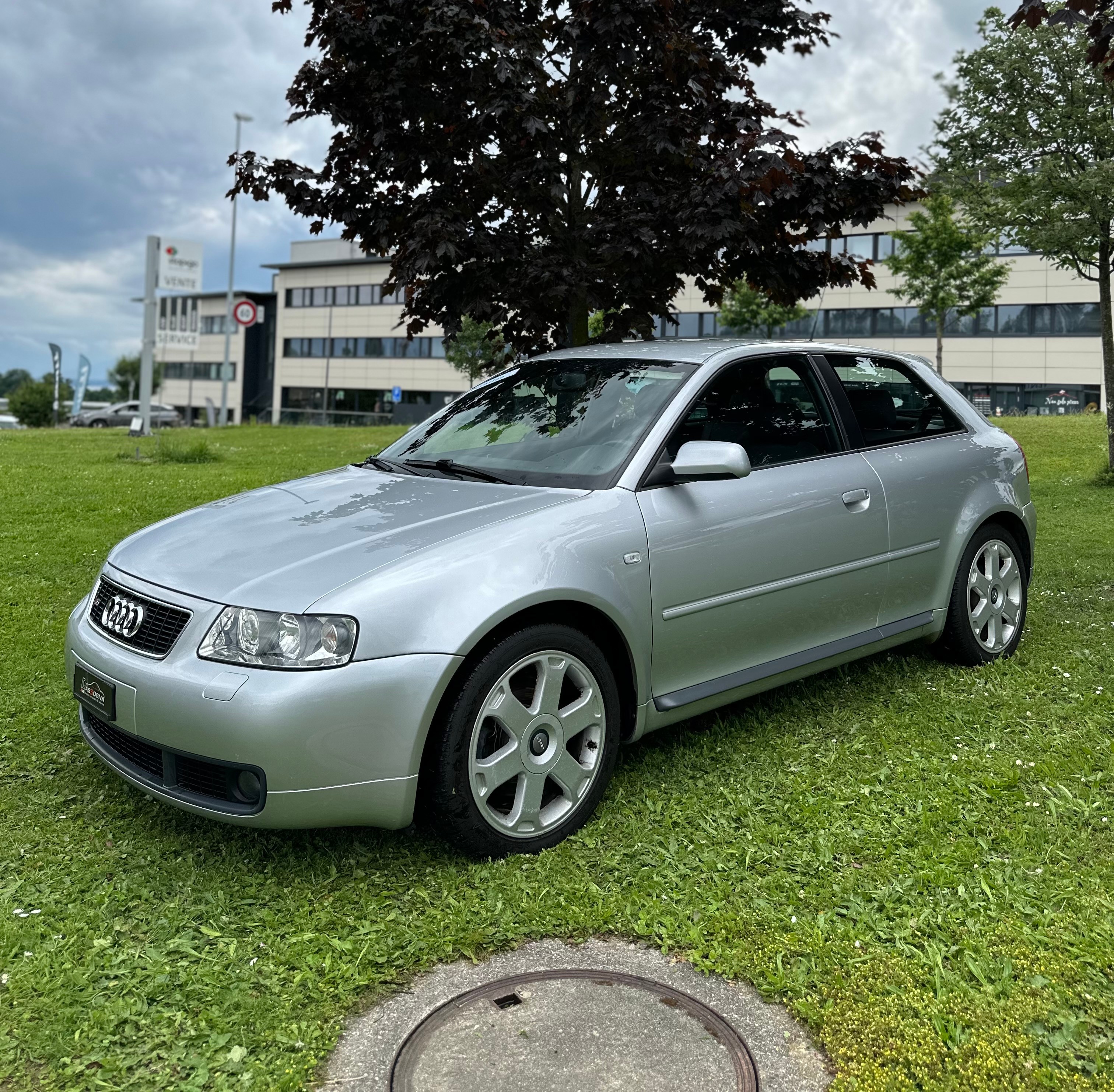 AUDI S3 quattro