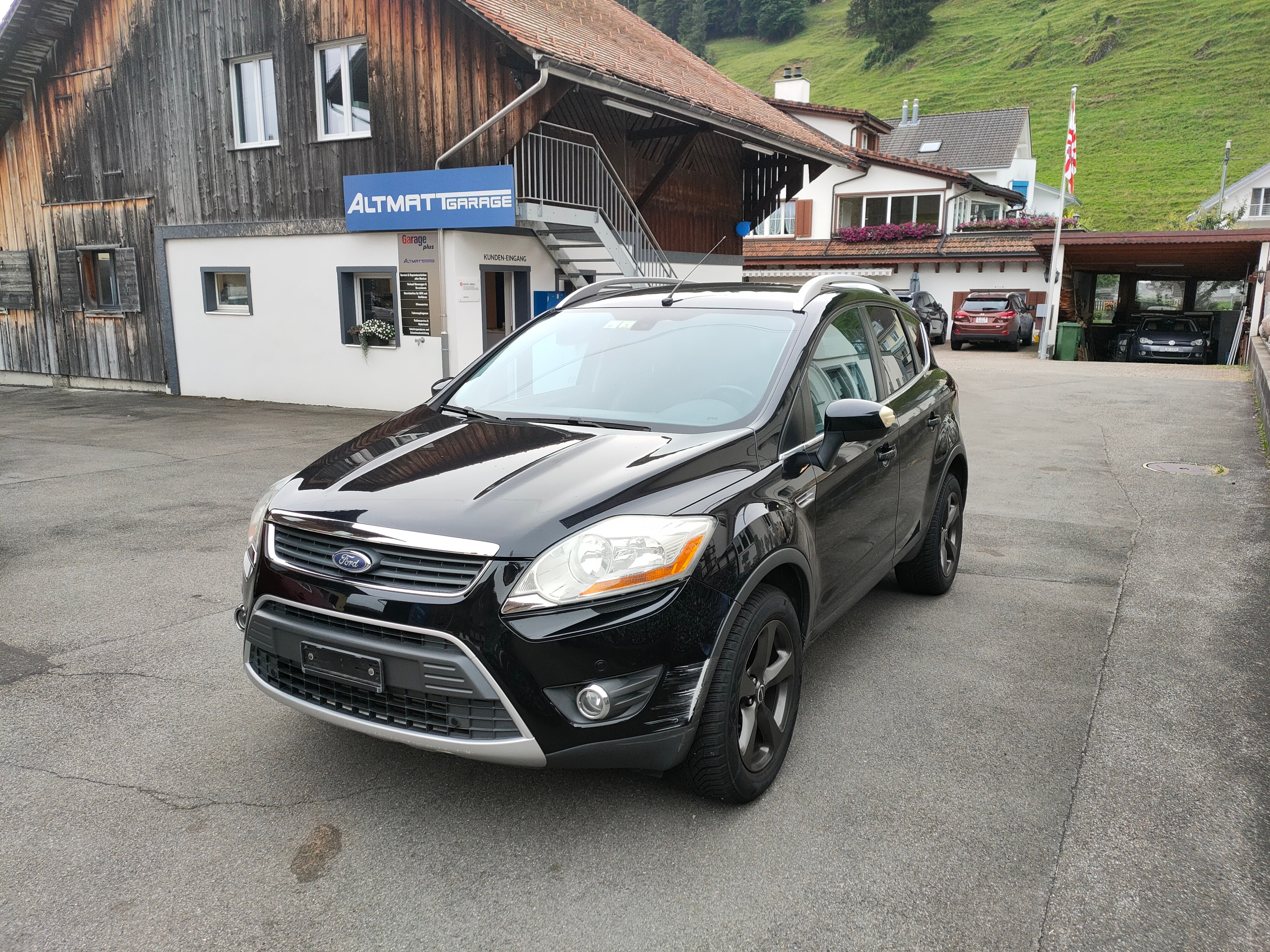 FORD Kuga 2.5 Turbo Titanium 4WD Automatic