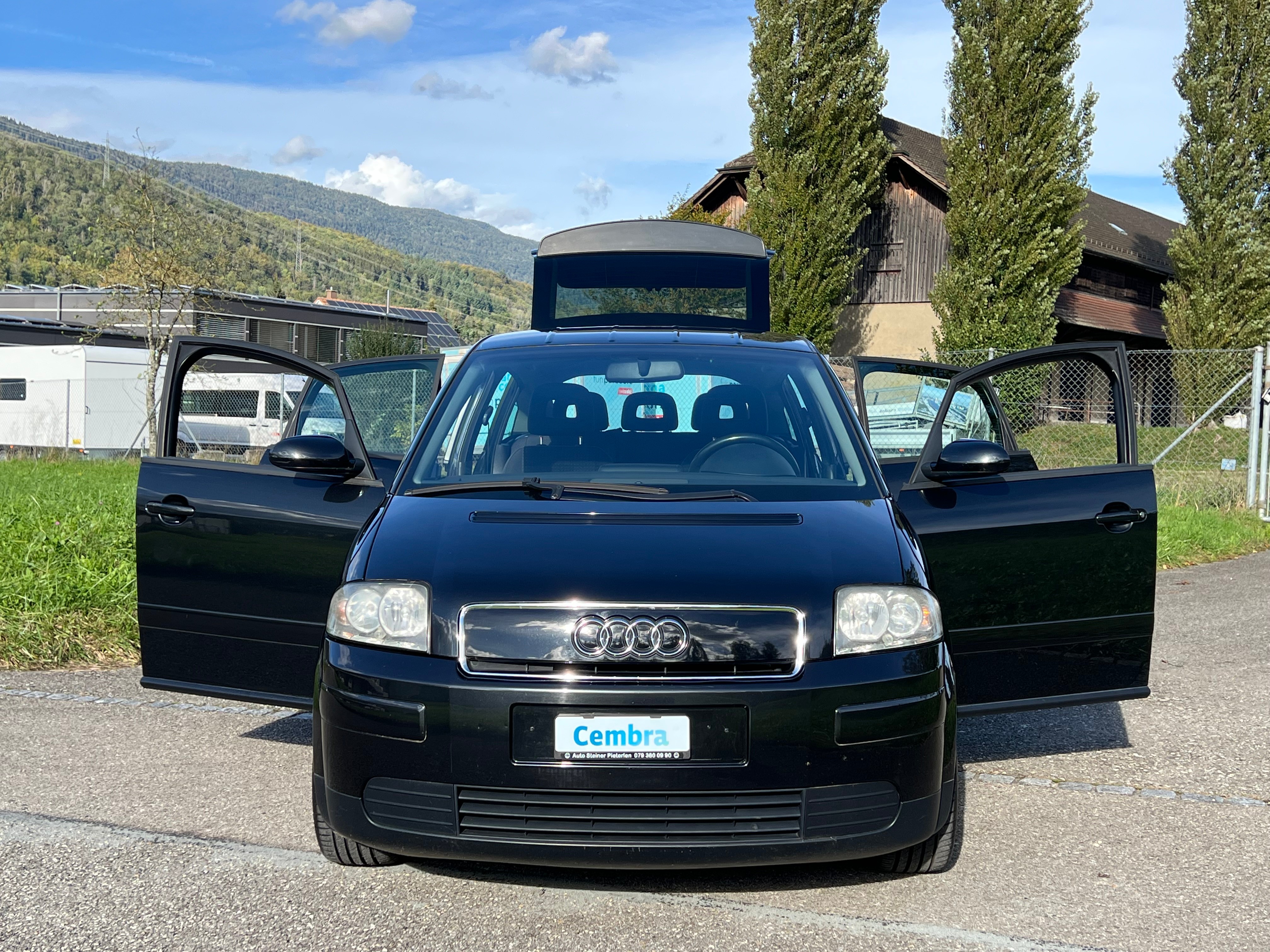 AUDI A2 1.4 SCHWARZ 