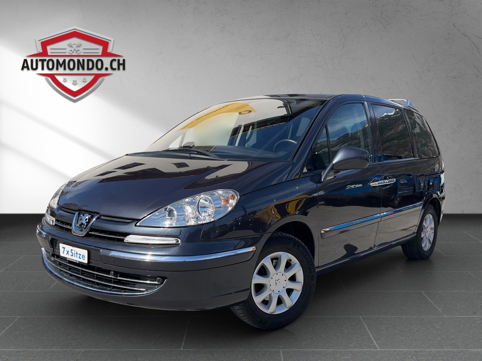 PEUGEOT 807 2.0 16V (SR) Family