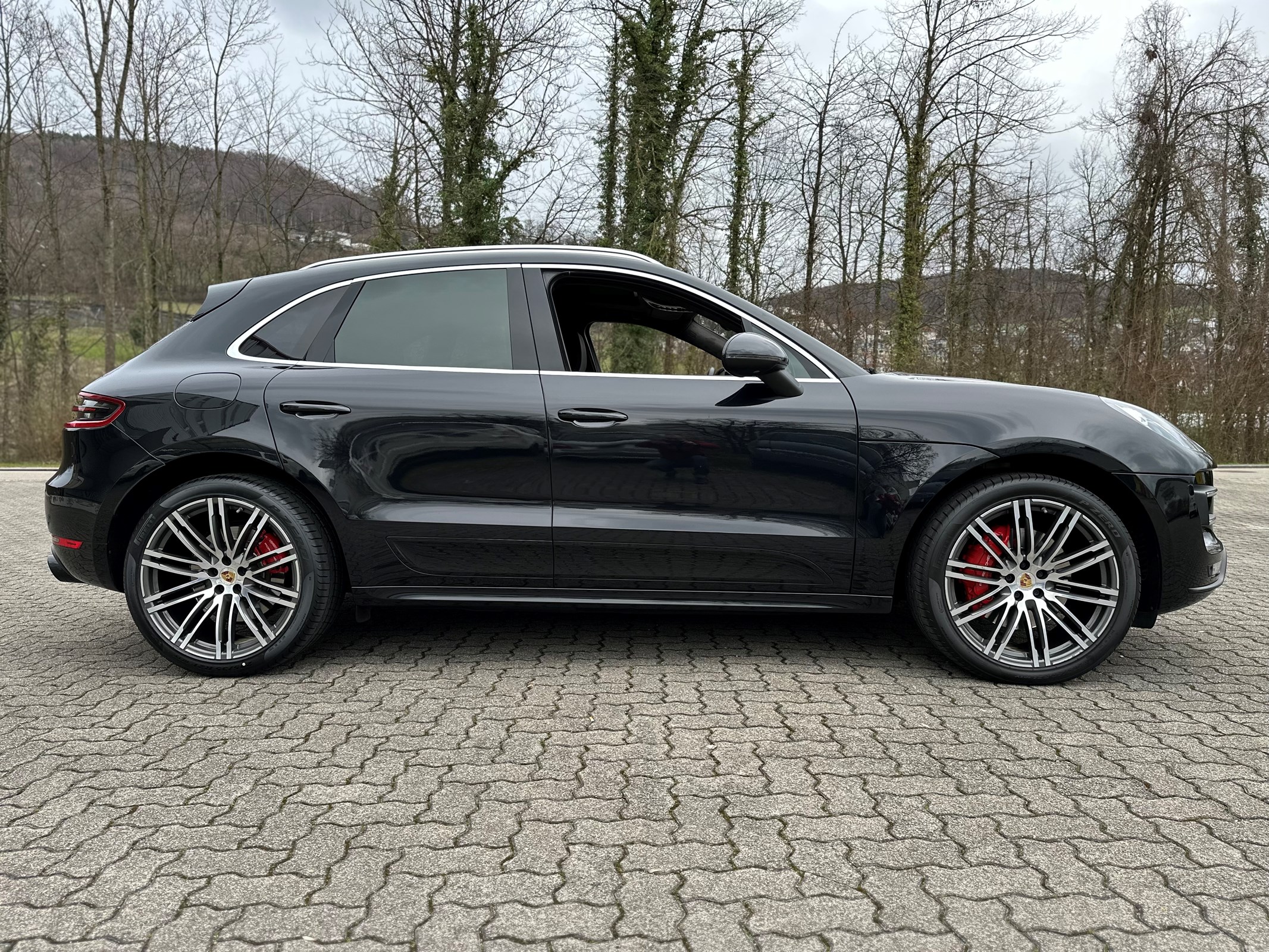 PORSCHE Macan Turbo PDK