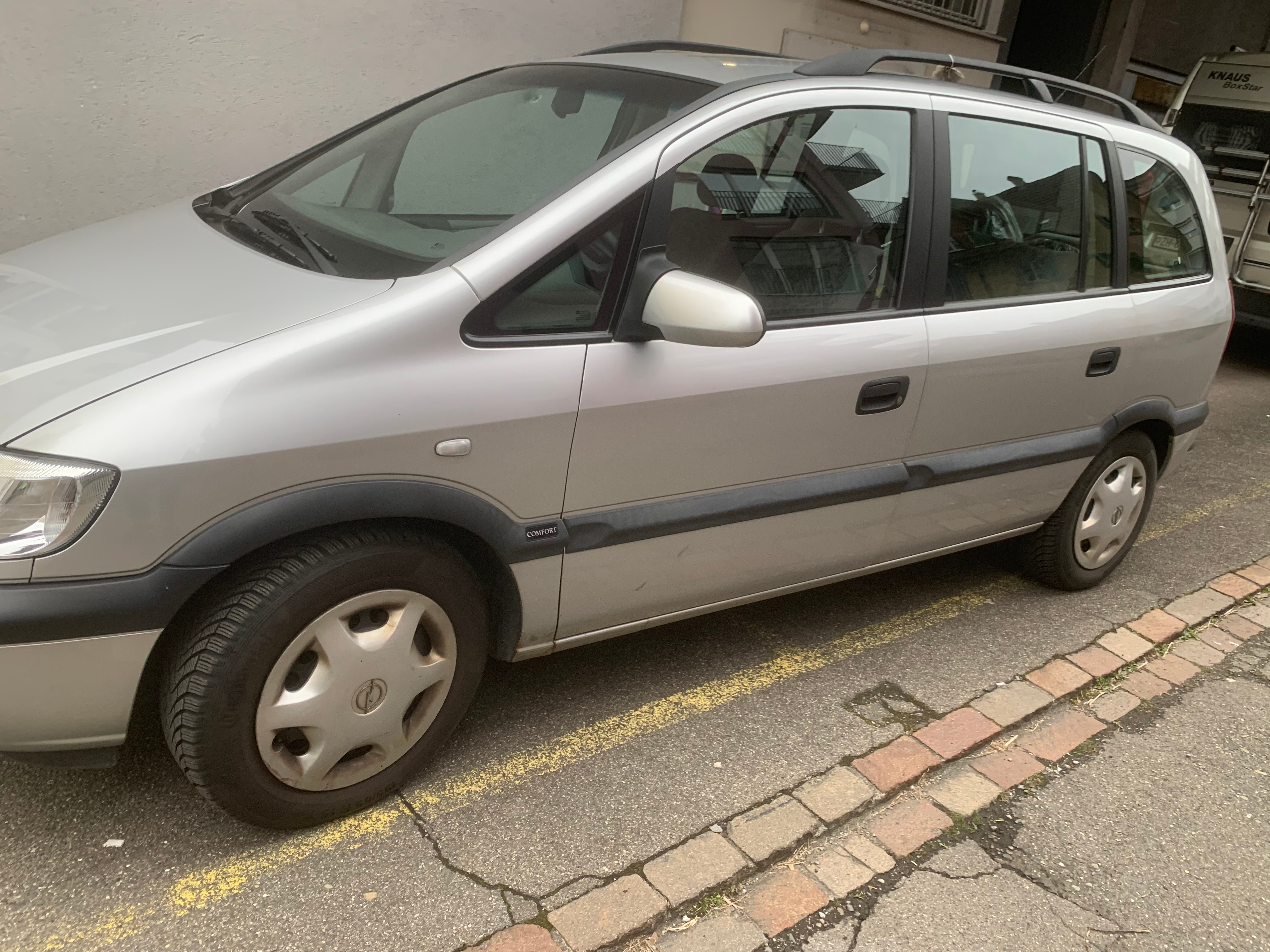 OPEL Zafira 1.8i 16V Club