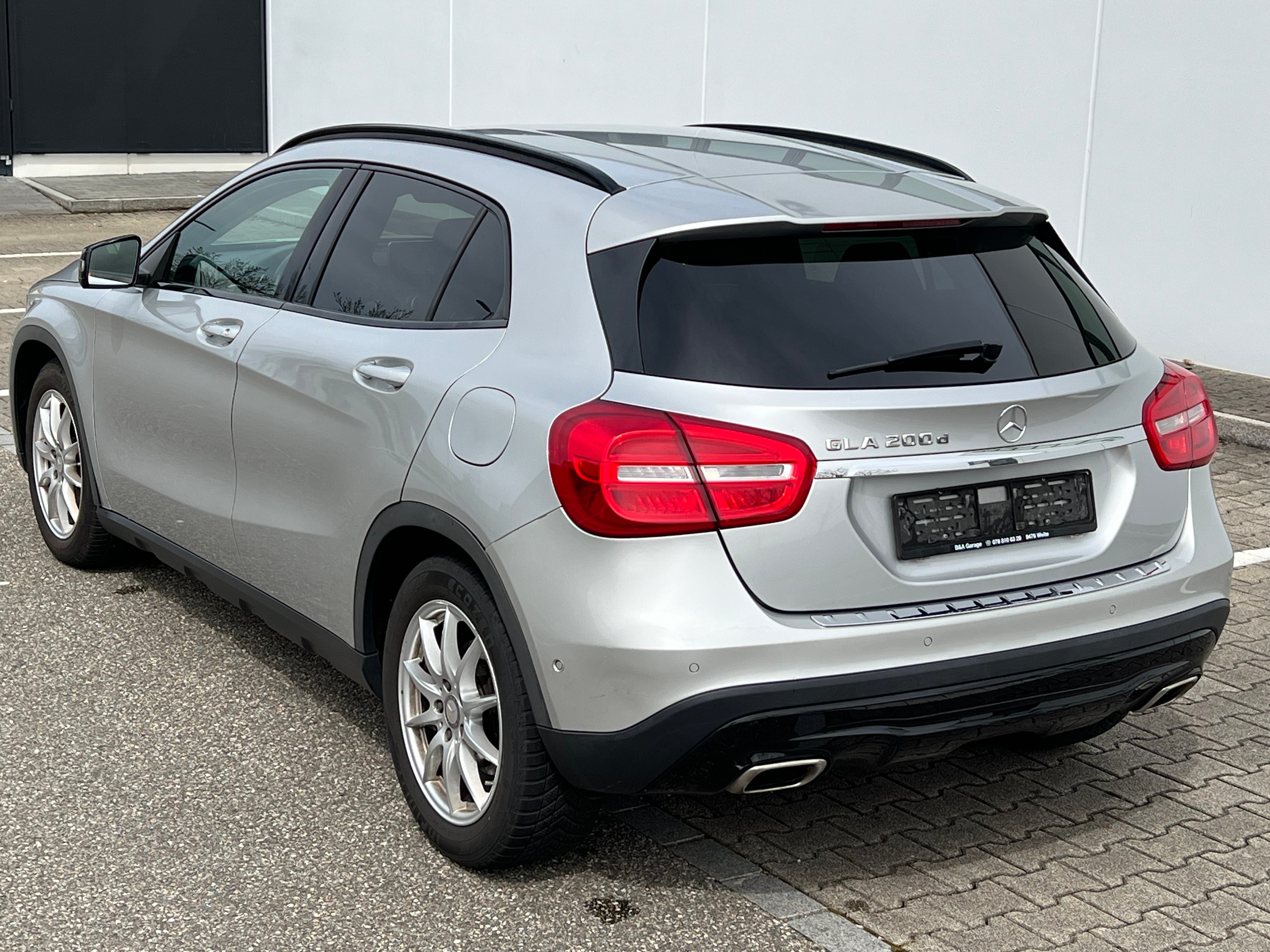 MERCEDES-BENZ GLA 200 CDI 7G-DCT