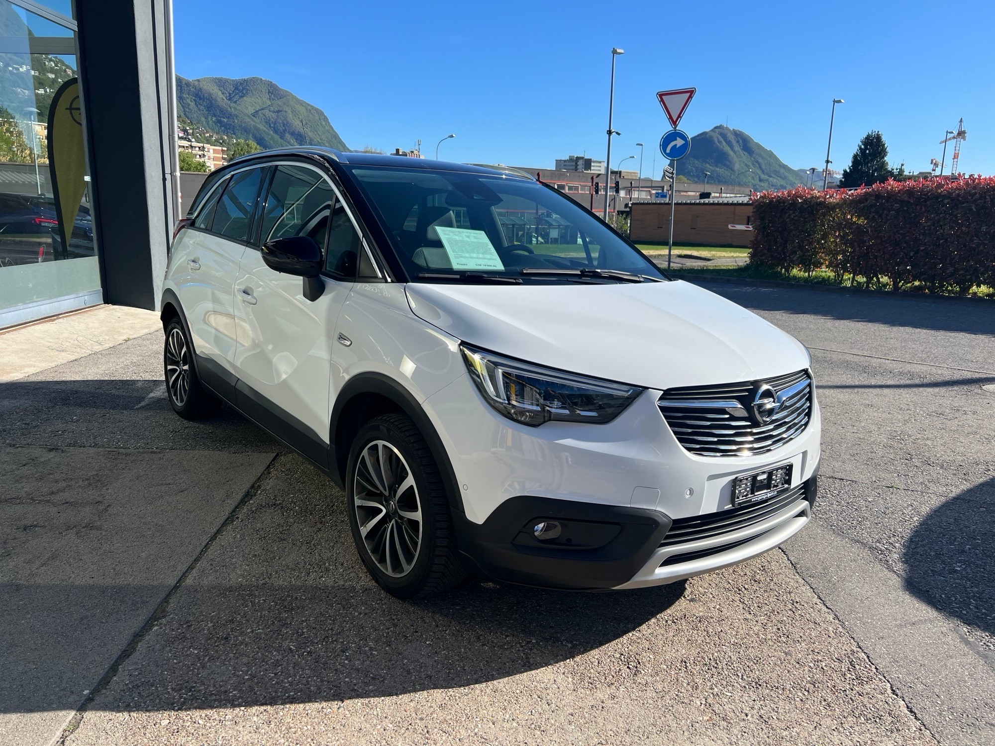 OPEL Crossland X 1.2i Ultimate Automat