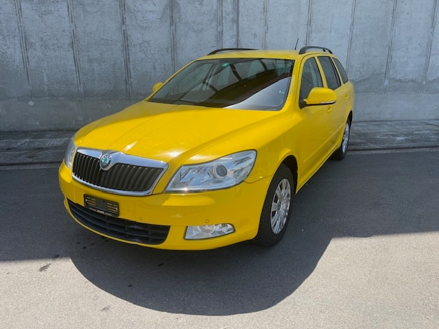 SKODA Octavia Combi 2.0 TDI Family DSG