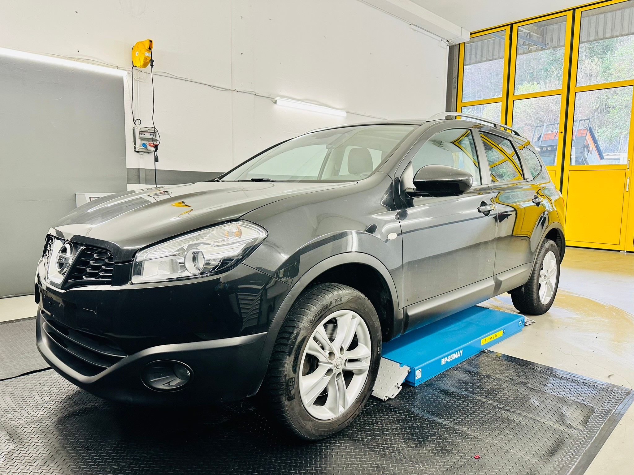 NISSAN Qashqai +2 2.0 4WD acenta