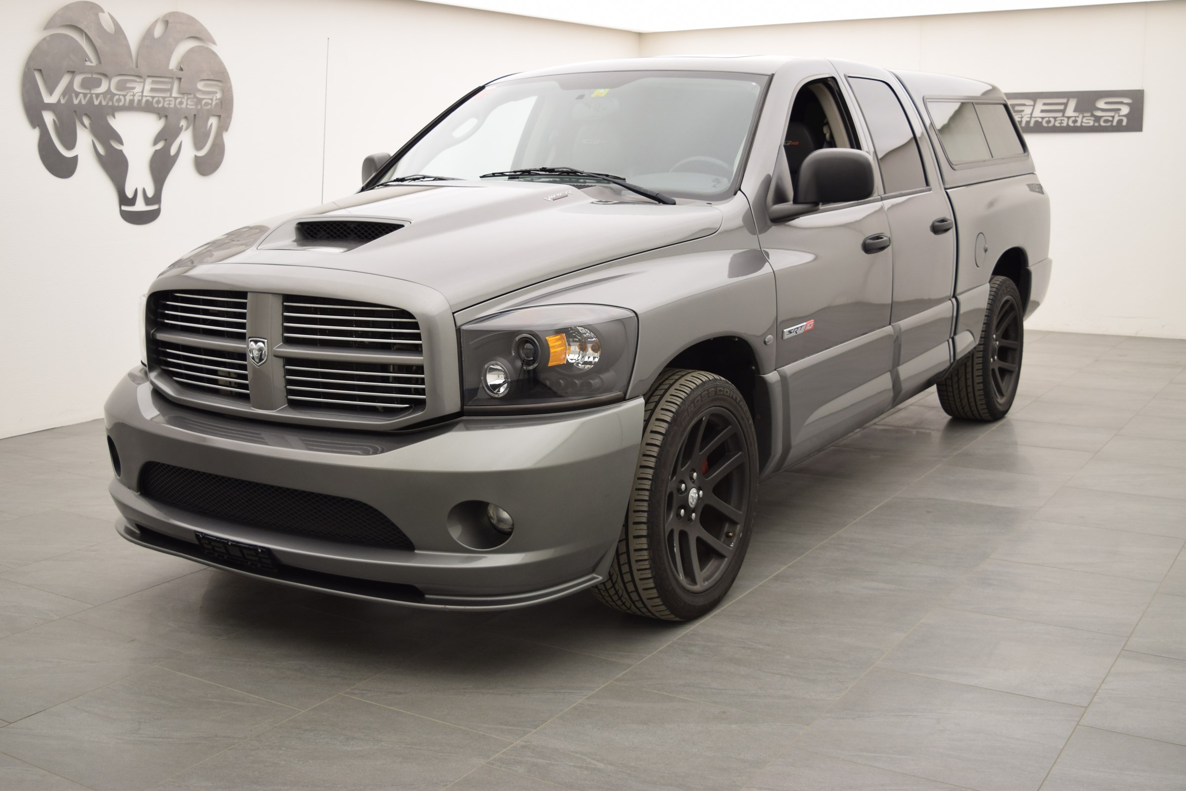 DODGE Ram 1500 SRT-10 Quad cab